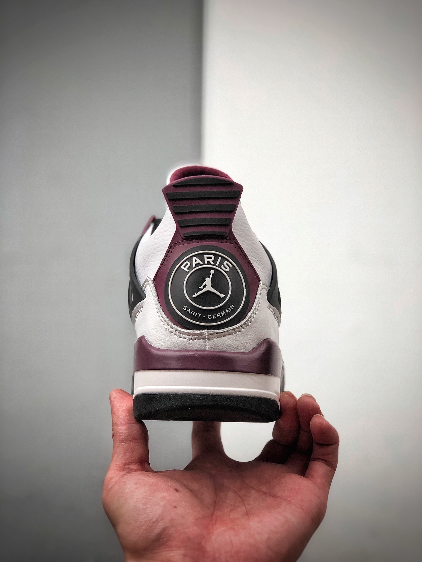 450 全头层新品！ Air Jordan 4 与巴黎圣日尔曼联名 货号：CZ5624 100