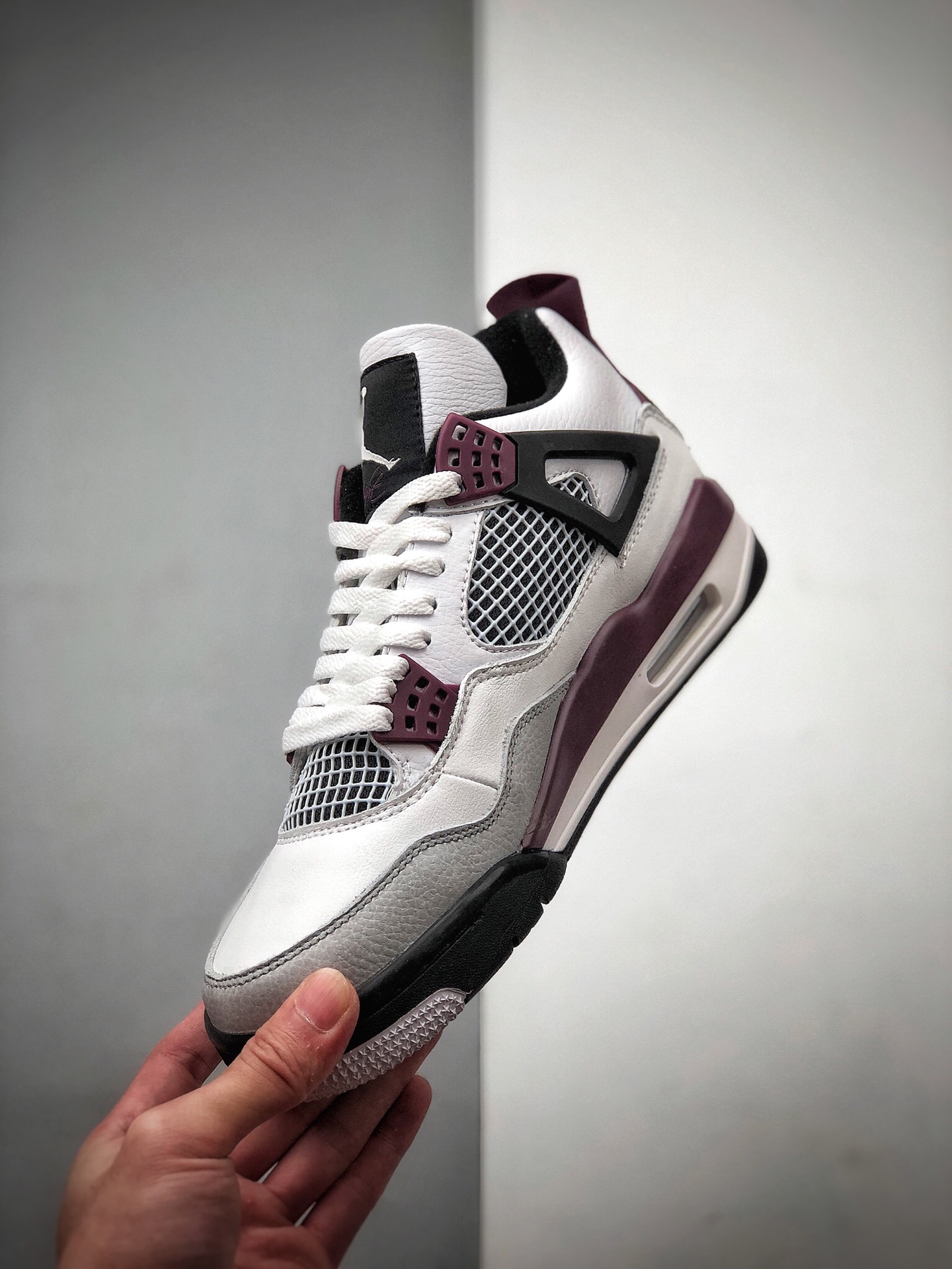 450 全头层新品！ Air Jordan 4 与巴黎圣日尔曼联名 货号：CZ5624 100