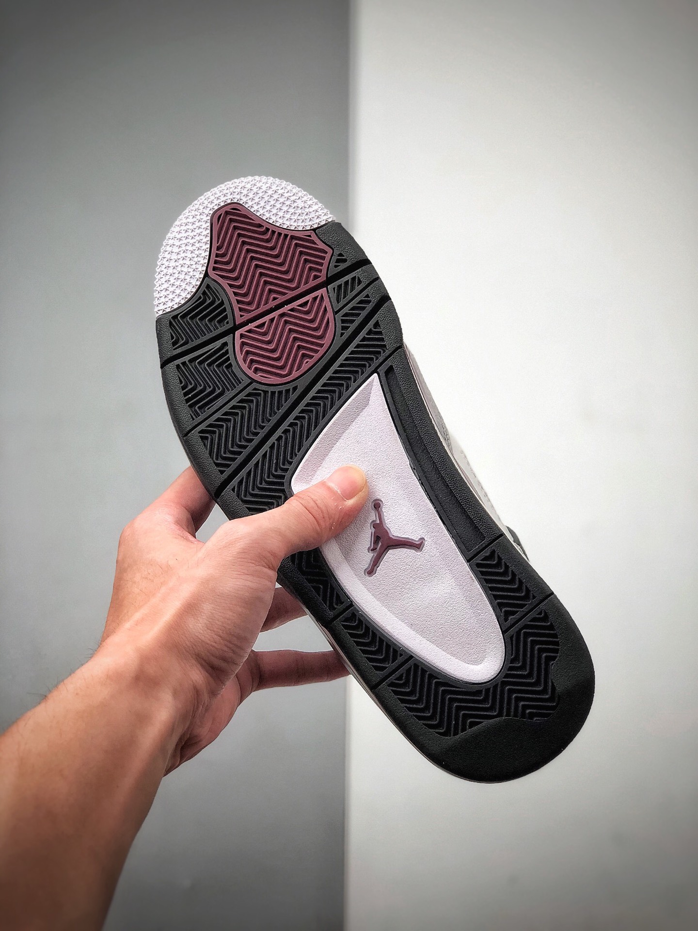 450 全头层新品！ Air Jordan 4 与巴黎圣日尔曼联名 货号：CZ5624 100