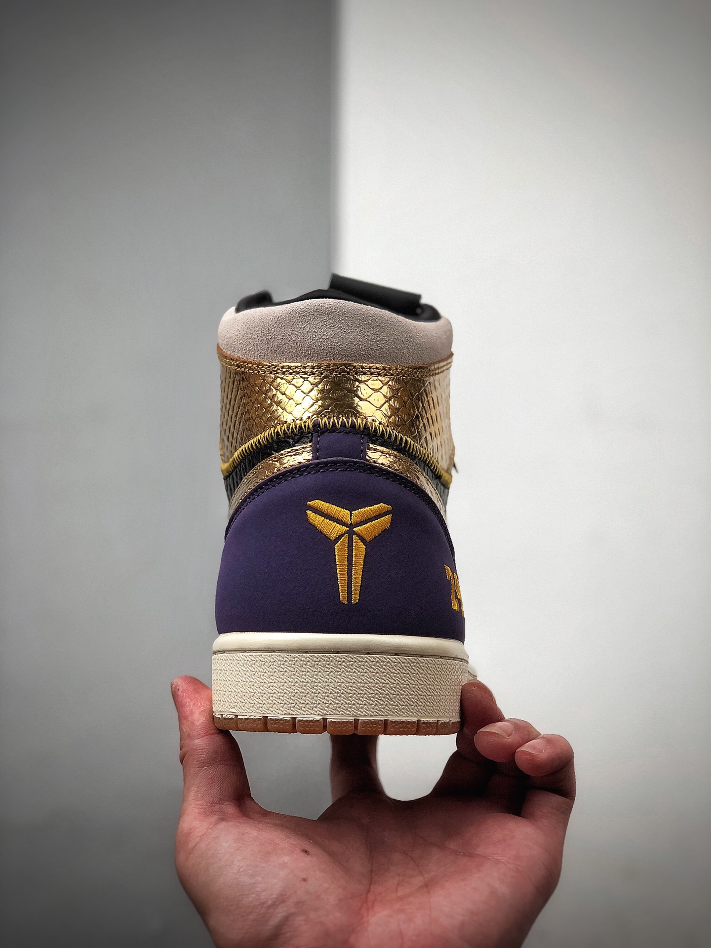 420 Nike Union x AJ1 The Shoe Surgeon AJ1 乔丹1代联名款 555088-171