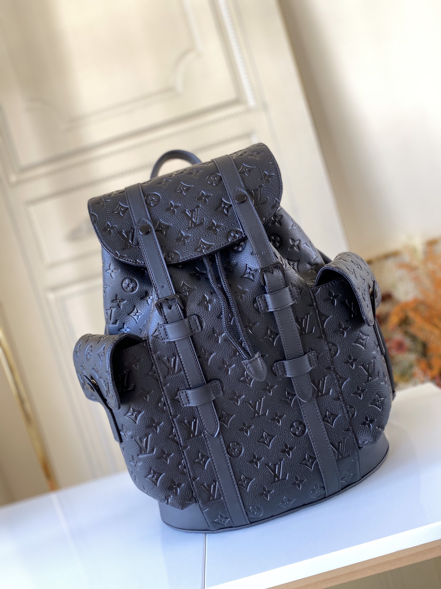 AAAAA+
 Louis Vuitton LV Christopher Bags Backpack Taurillon M55699