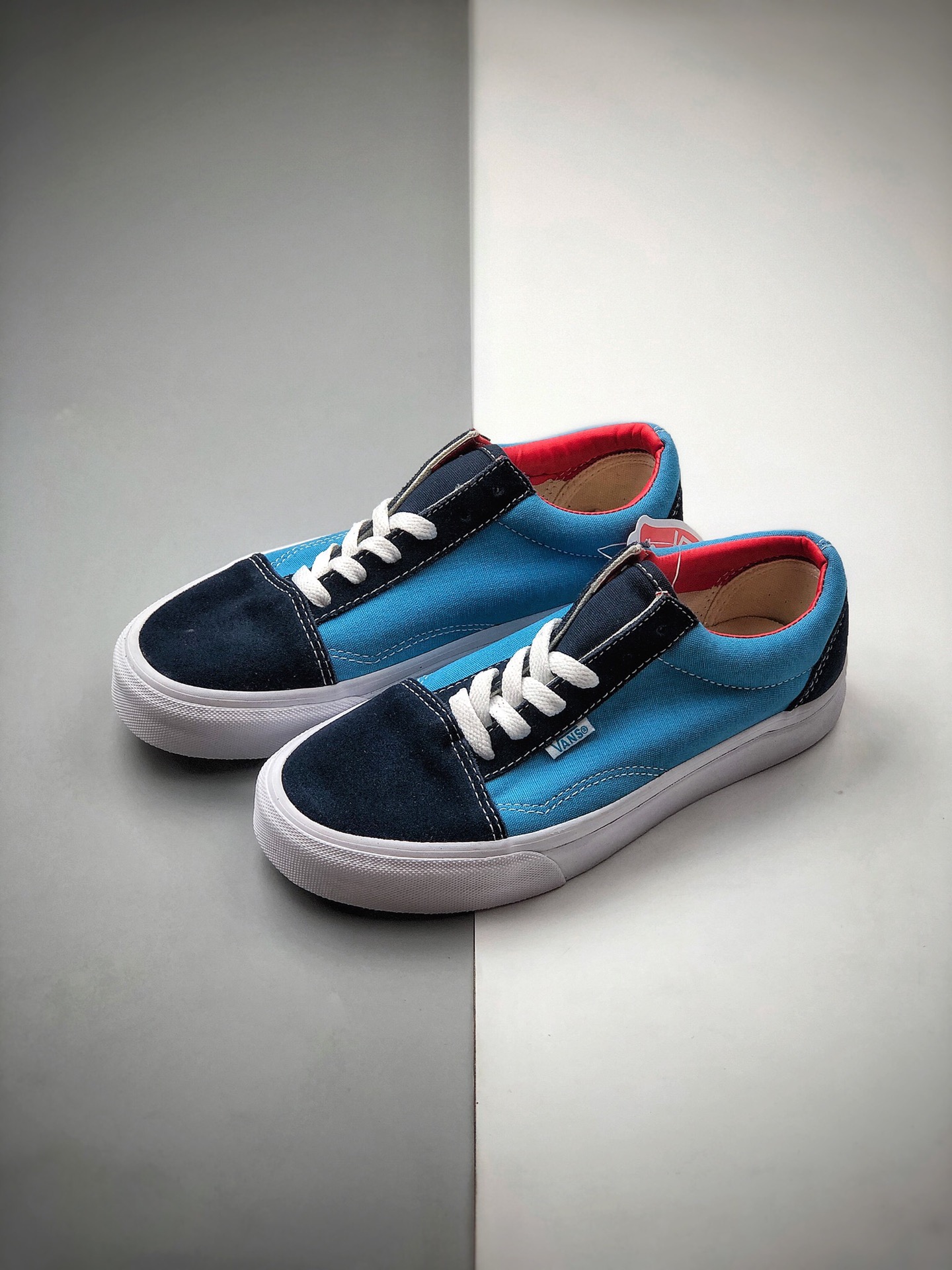 150  Vans  Vault  夏季新品复拼接 Vault  By  Vans 作为Vans旗下的高端支线
