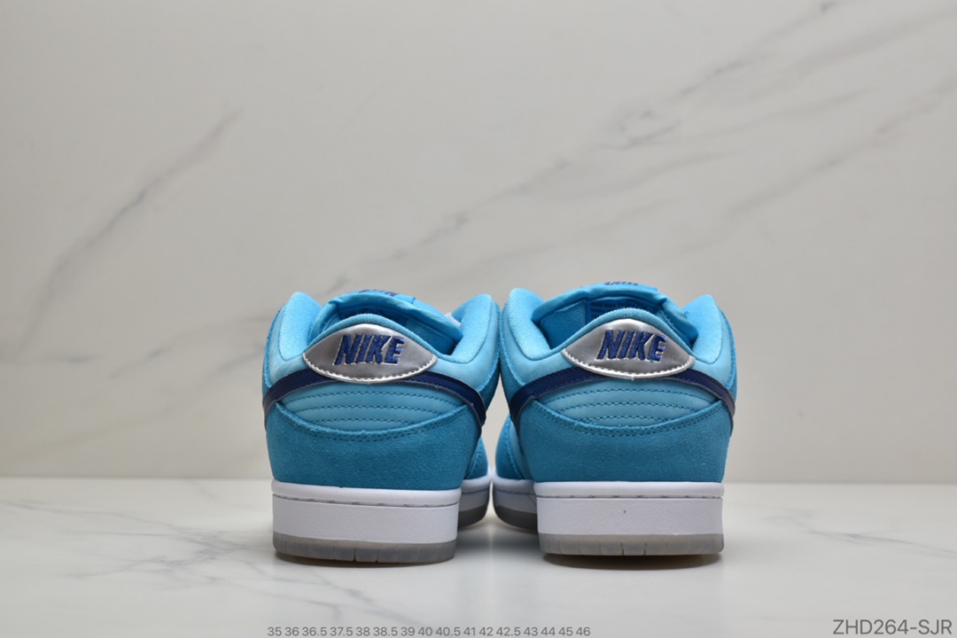 300 公司级耐克NIKE SB DUNK LOW PRO 蓝仿色 以前”DUNK”只一是双普的通篮球鞋BQ6817-400