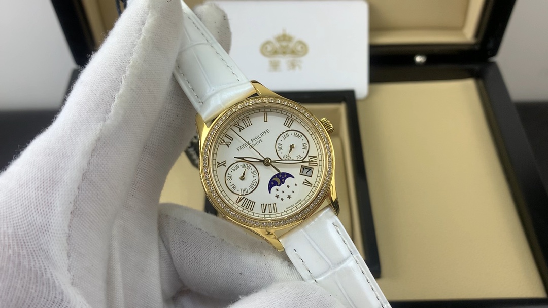 Patek Philippe 皇家 百达翡丽复杂月相女表视频欣赏