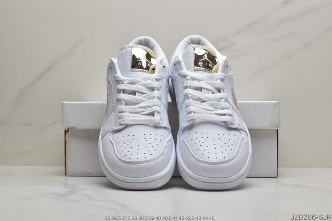 140 真标Air Jordan 1 Low “Sweater” 低帮时尚休闲板鞋 CZ4776-100