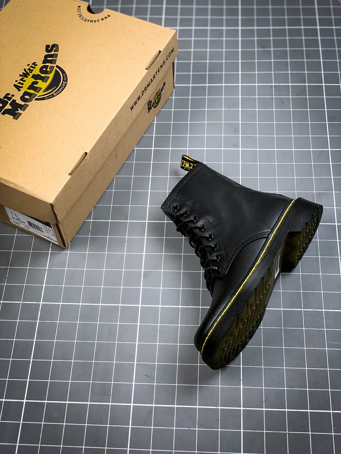 250 价格调整 Dr.martens 马丁靴6色