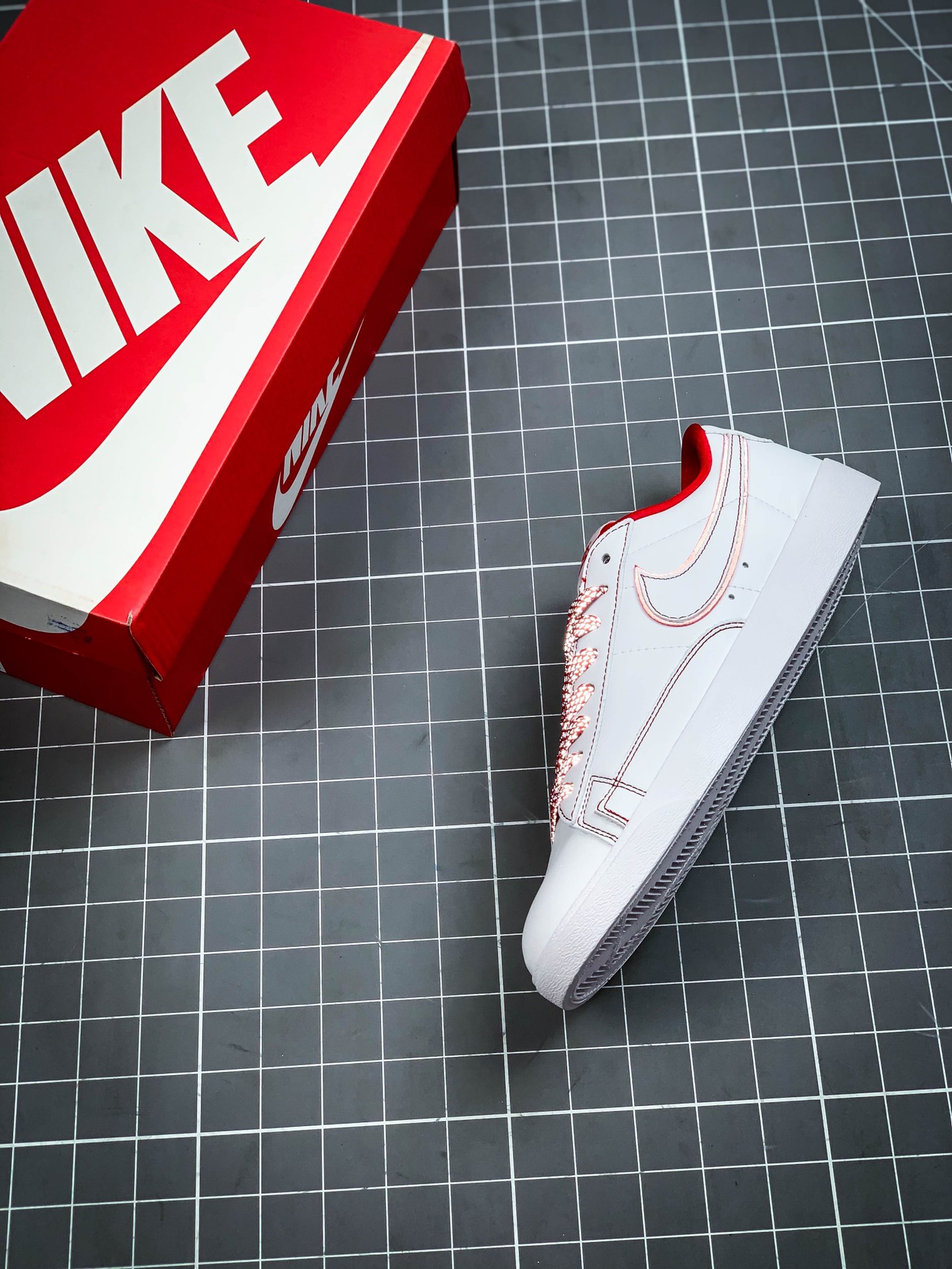 160 耐克/Nike Blazer Low PRM 开拓者休闲运动板鞋454471-815 312
