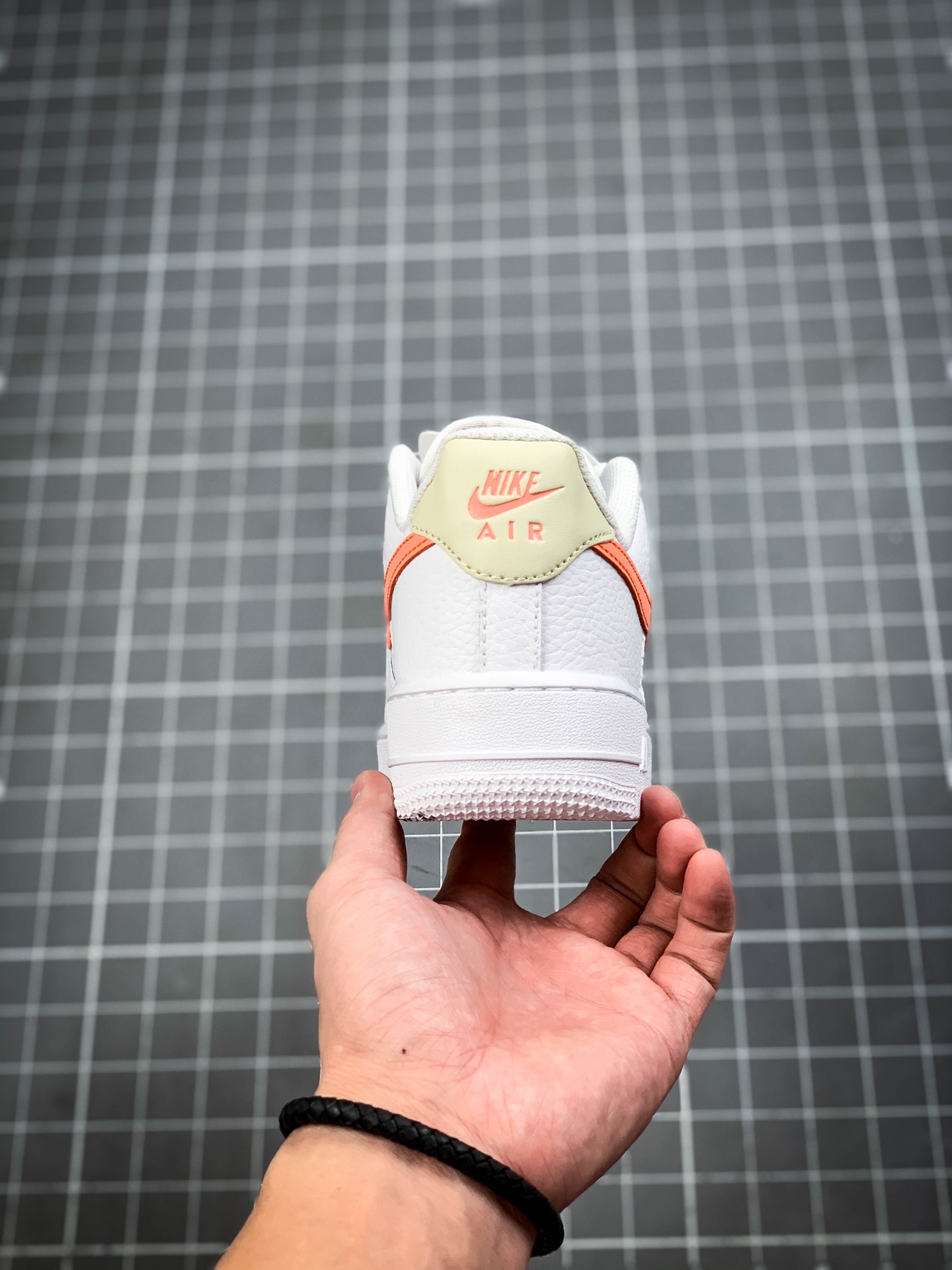 200 Wmns Air Force 1 'O7 'White Atomic Pink' 315115-157