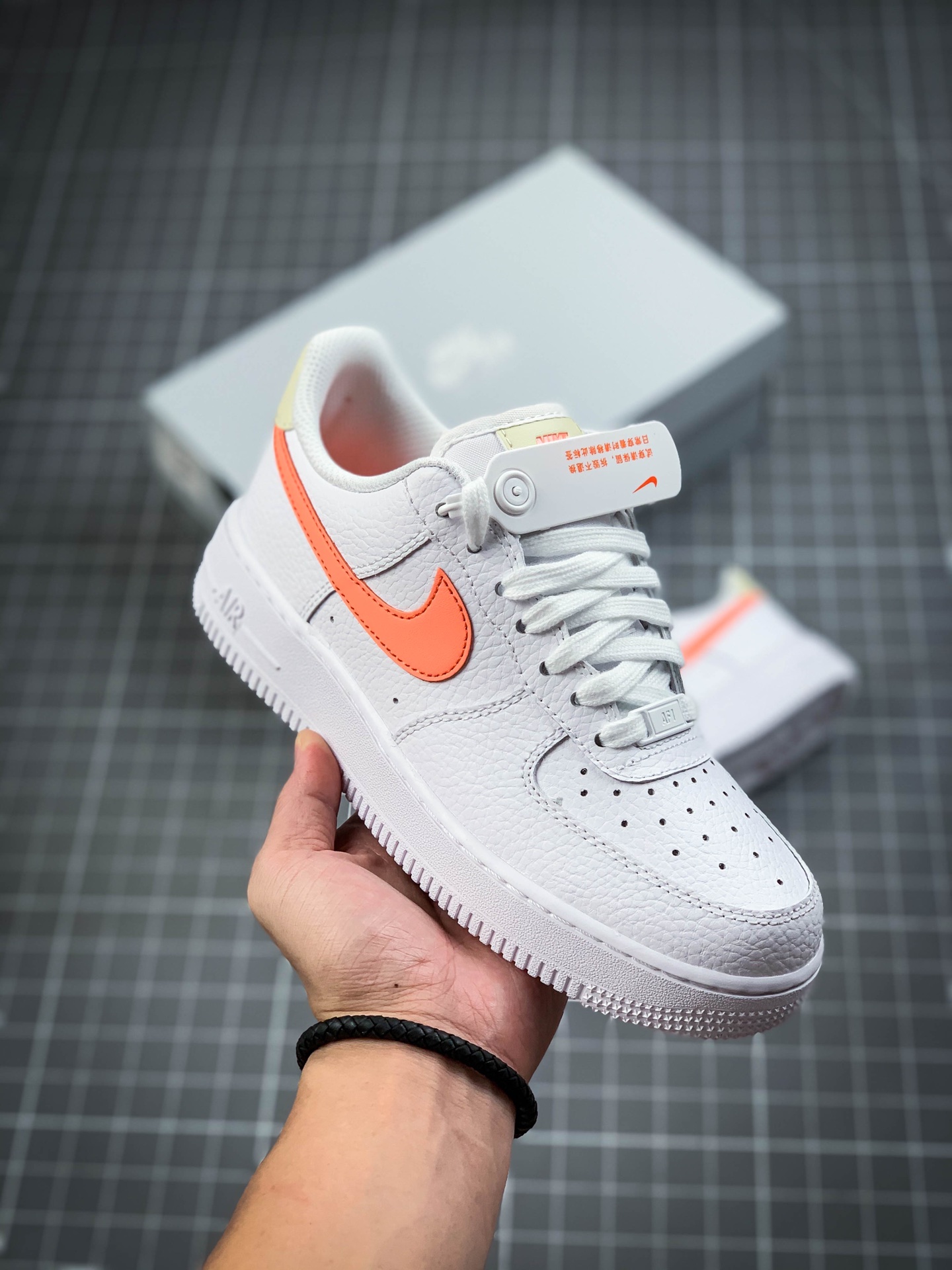 200 Wmns Air Force 1 'O7 'White Atomic Pink' 315115-157