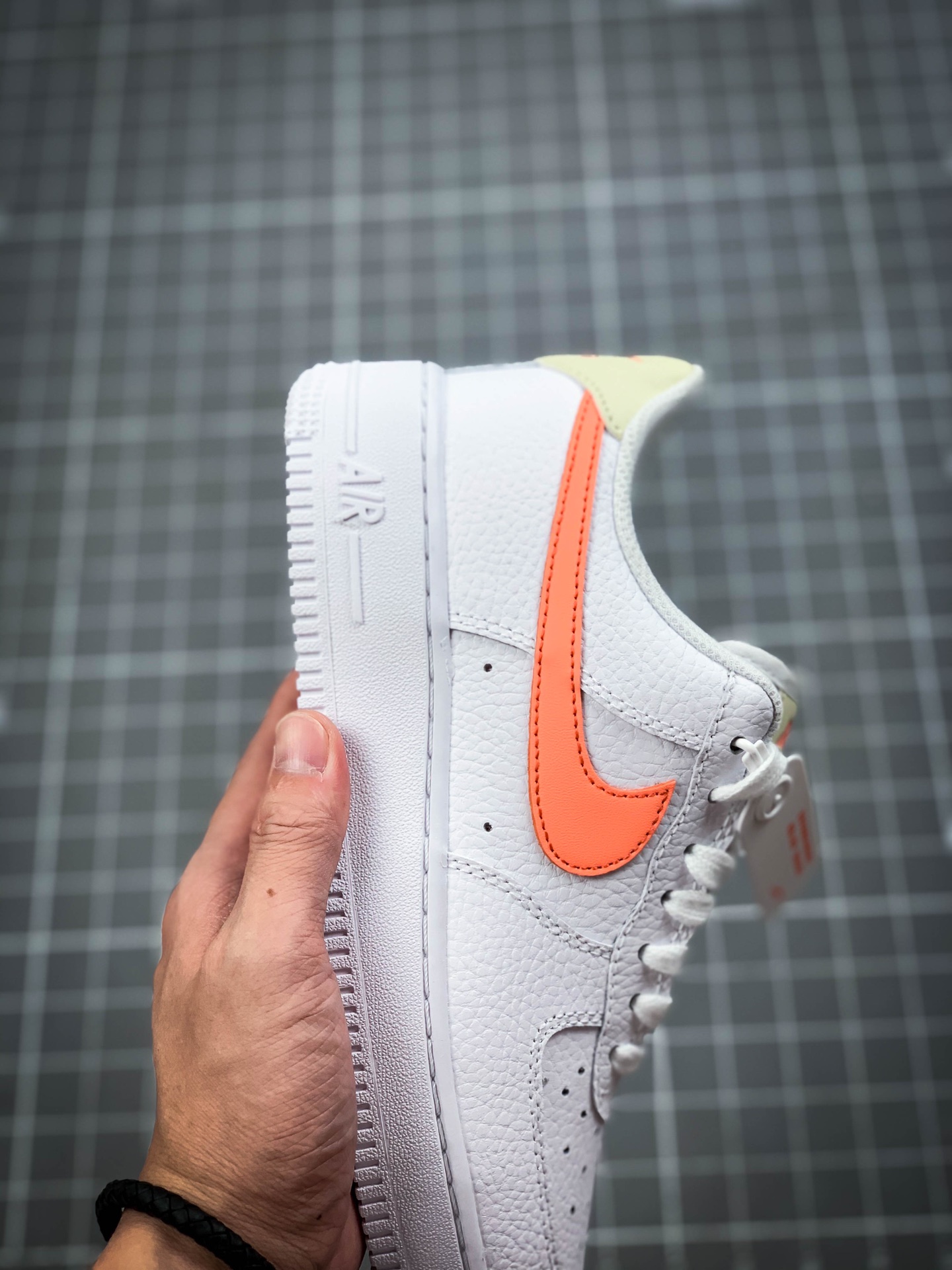 200 Wmns Air Force 1 'O7 'White Atomic Pink' 315115-157
