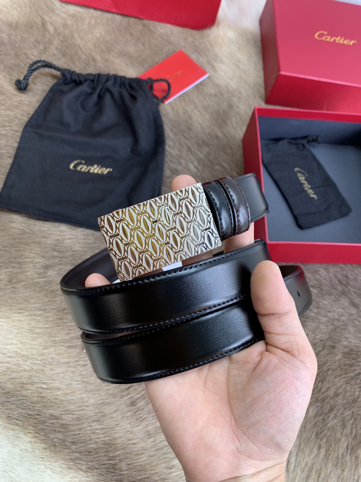 cartier卡地亚代购级男士双面小牛皮腰带 独家渠道原厂意大利小牛皮 .