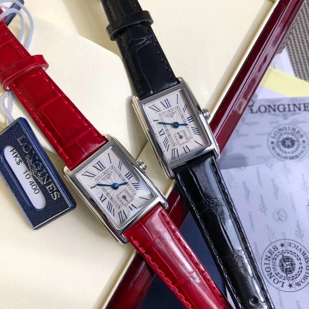 NO:602071,Batch: Same style as Lin Chiling!  Longines Dai Chuo Weiner crocodile leather series!  20.80 X 32.00mm quartz ladies watch!  Original L178 quartz movement!  Has low battery reminder function!  When the quartz movement is out of power, the second hand will jump every four seconds!  This is a real crocodile skin strap, which does not affect secondary sales, supports returns and exchanges, and has a 3-year warranty.,,longines,crocodile skin19860909批: 林志玲同款！浪琴表黛绰维纳鳄鱼皮系列！20.80 X 32.00mm 石英女士腕表！原装L178石英机芯！拥有低电量提醒功能！石英机芯没电了秒针会四秒一跳！这款是真鳄鱼皮表带,不影响二次销售,支持退换,3年保修.,,longines,crocodile skin,Watch