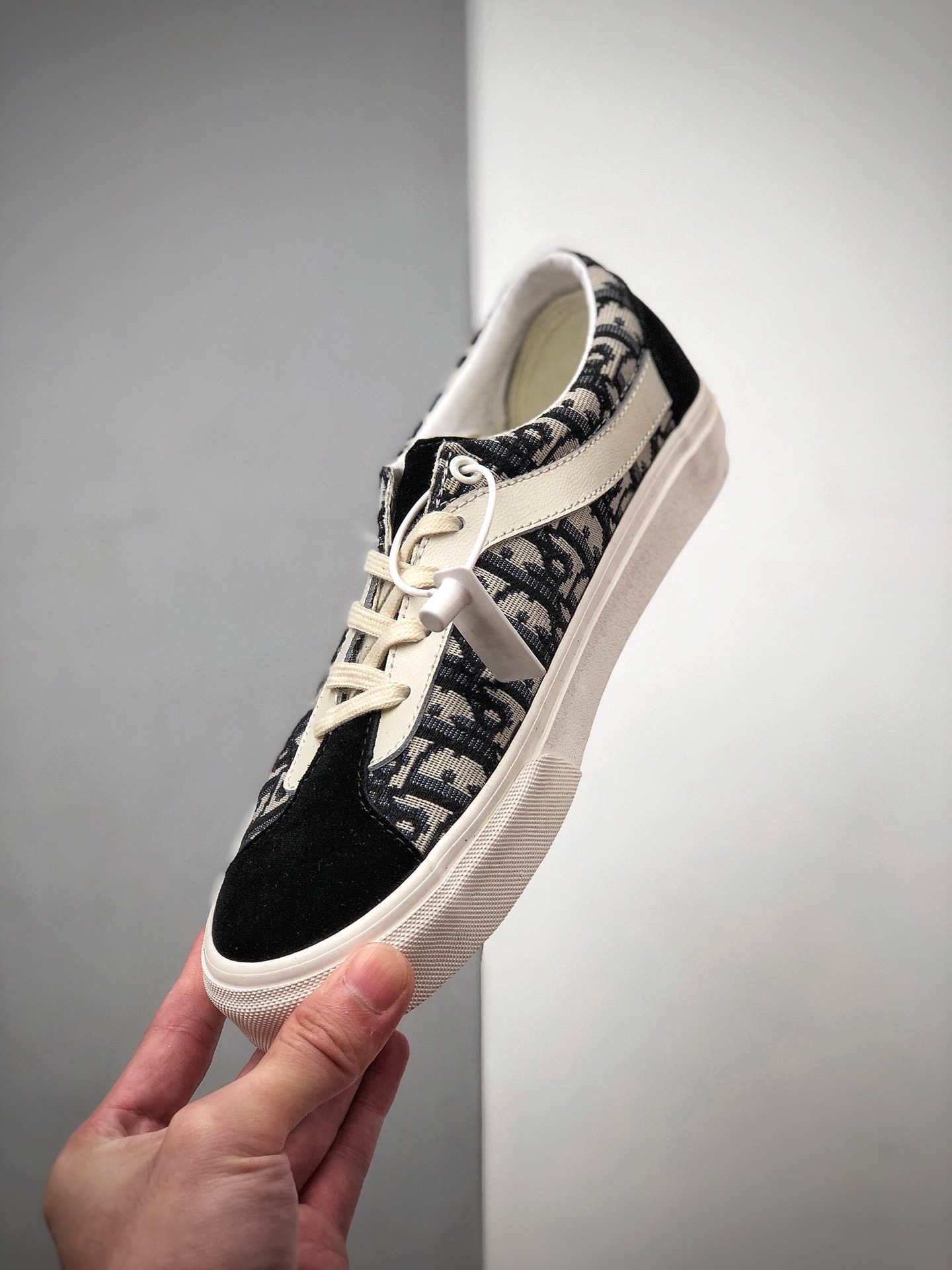 150  2020 VANS范斯 迪奥Dior x Vans Vault OG Authentic Era LX”Christian Dior”  黑色 男鞋女鞋 低帮休闲帆布鞋
