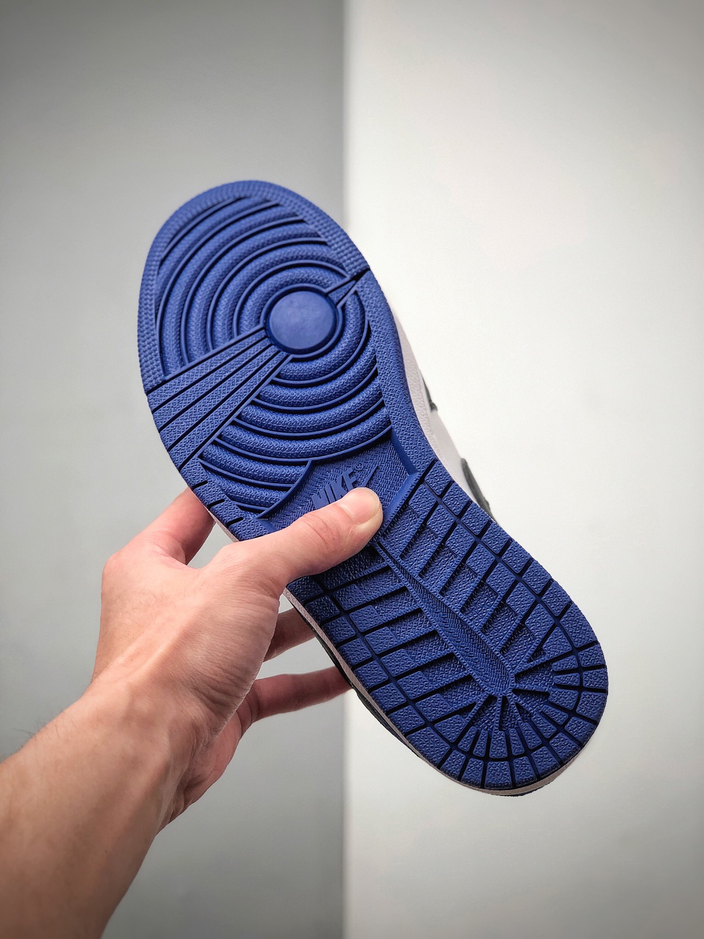 250 Air Jordan 1 Mid SE“ Game Royal”852542-102