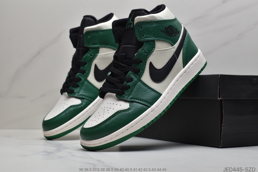 150 公司级乔丹 Air Jordan 1 Mid “Light Smoke Grey”烟灰 AJ1 乔1 中帮百搭休闲运动板鞋554724-092