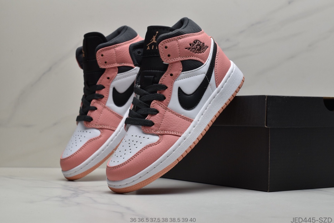 150 公司级乔丹 Air Jordan 1 Mid “Light Smoke Grey”烟灰 AJ1 乔1 中帮百搭休闲运动板鞋554724-092