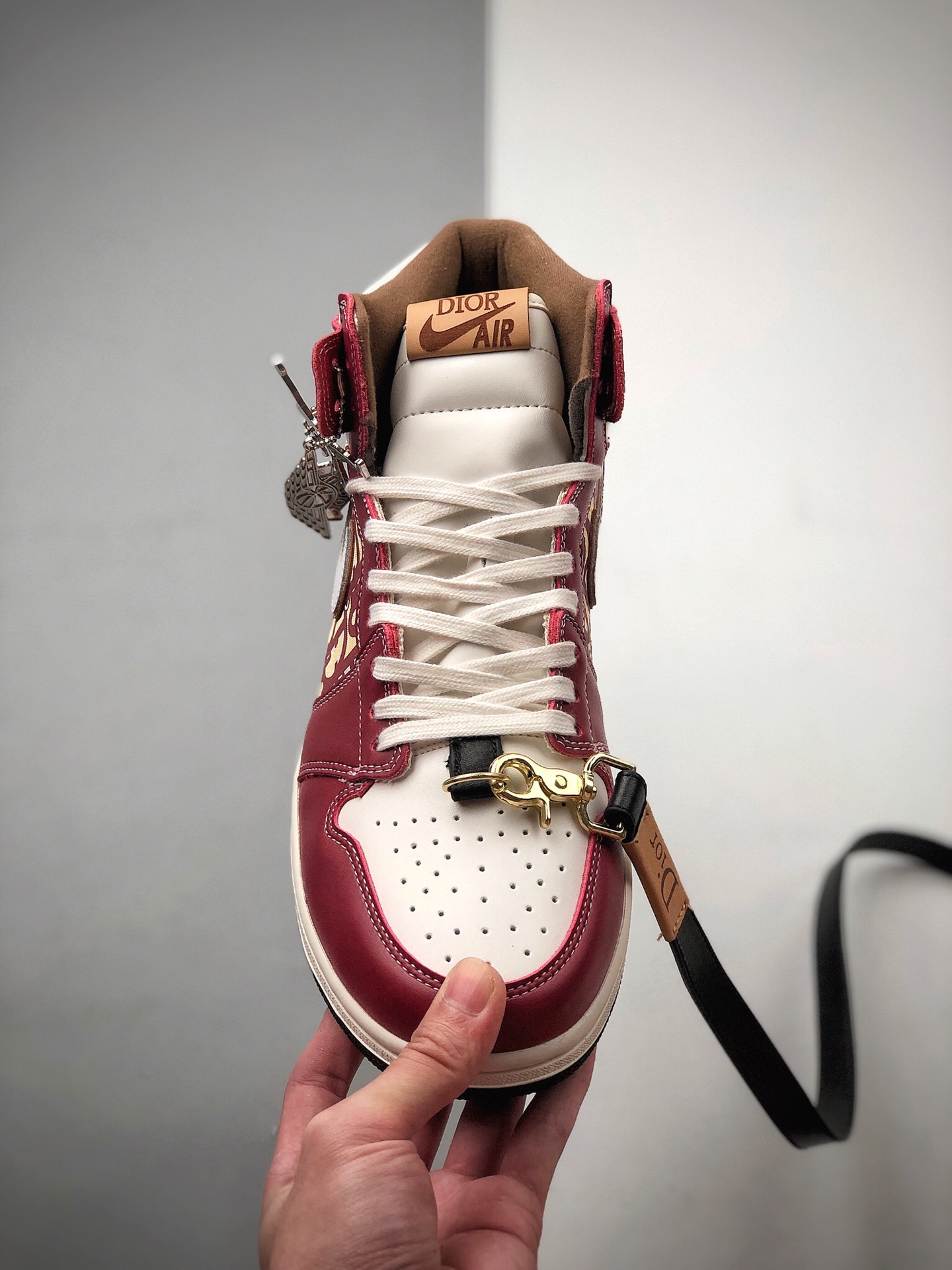 360 AJ1 Dior x Air Jordan 1 AJ1 迪奥联名作为今年级别最高的联名鞋款