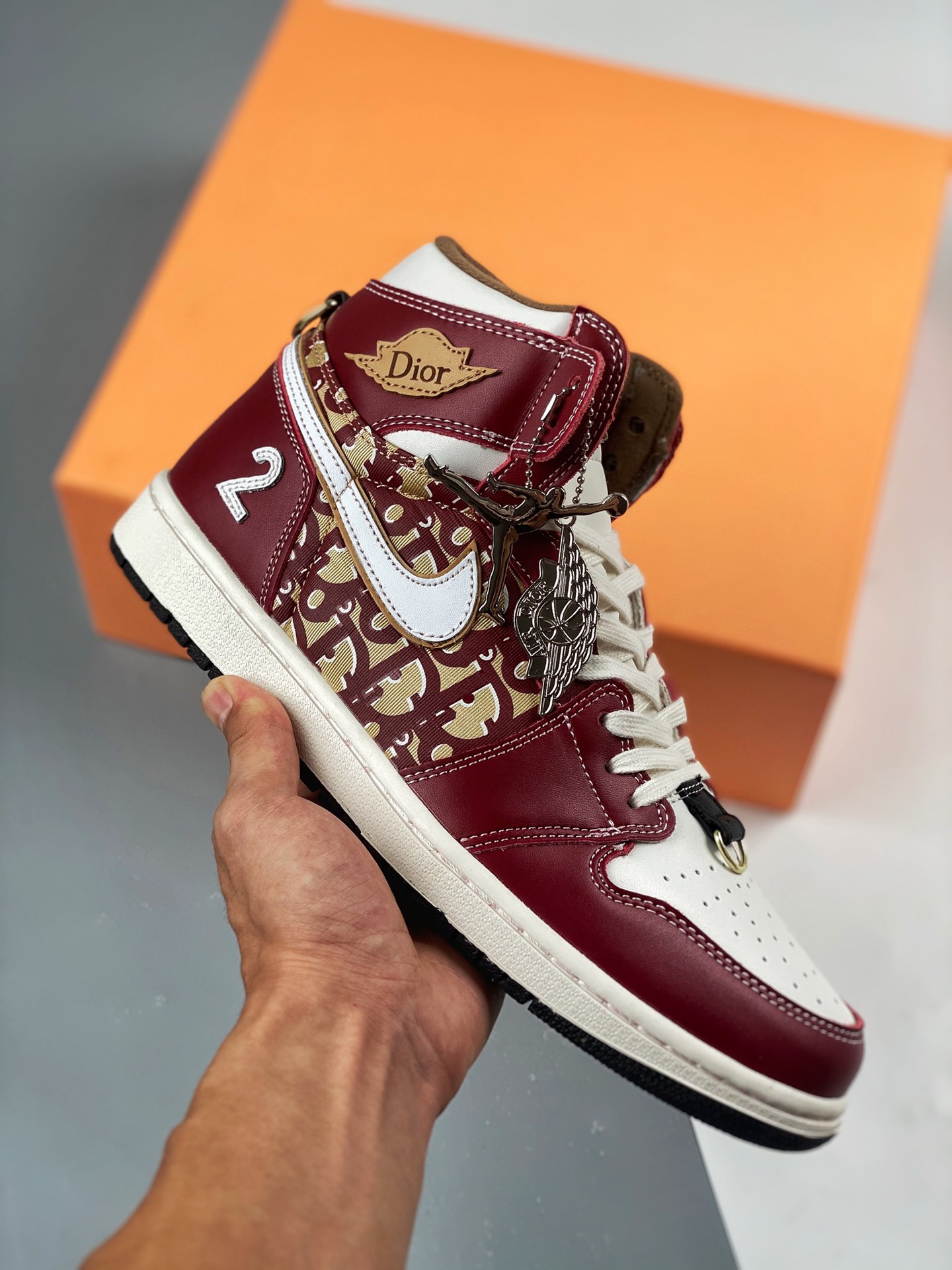 Soporte contra reembolso, caja original + accesorios originales AJ1 Dior x Air Jordan1 AJ1 Edición Dior, como…