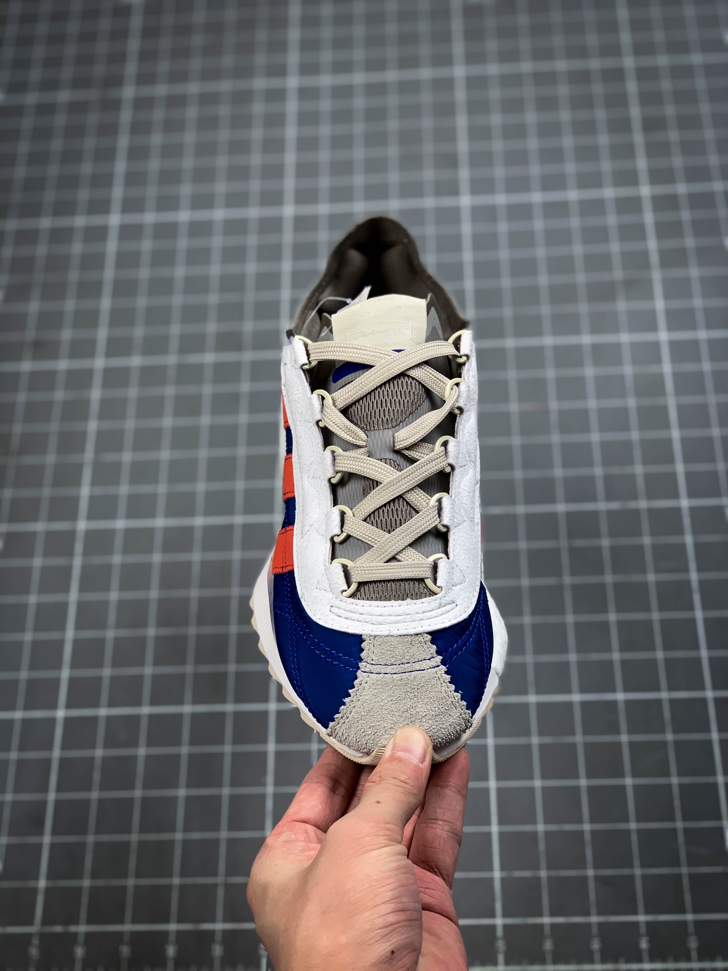 230 #全网首发 王嘉尔上脚adidas SL7600  上世纪 70 年代的经典款EG6780-213