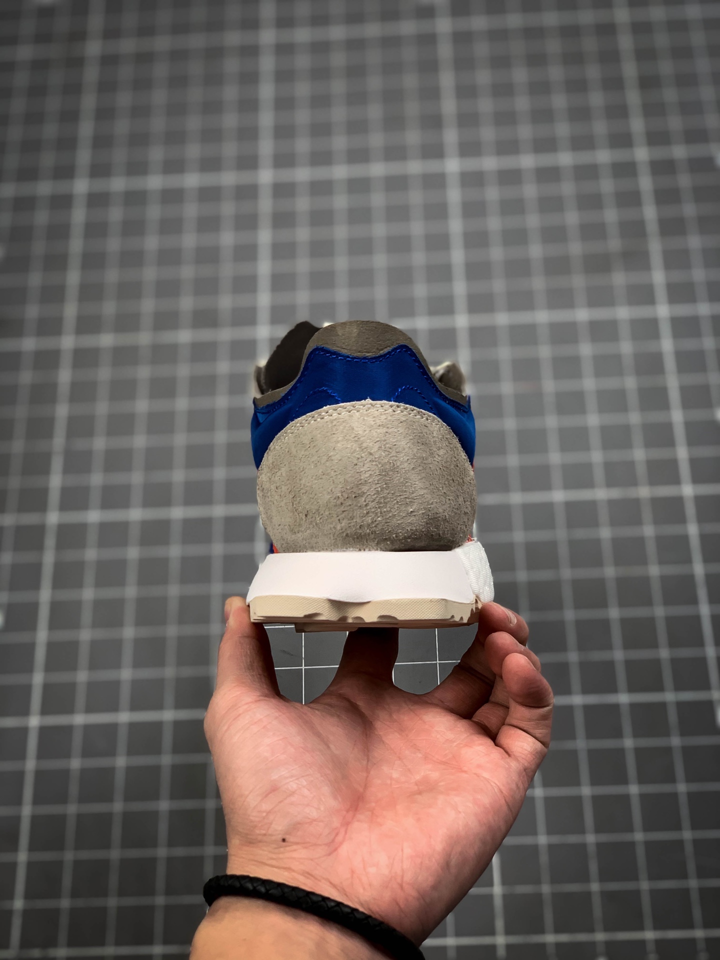 230 #全网首发 王嘉尔上脚adidas SL7600  上世纪 70 年代的经典款EG6780-213