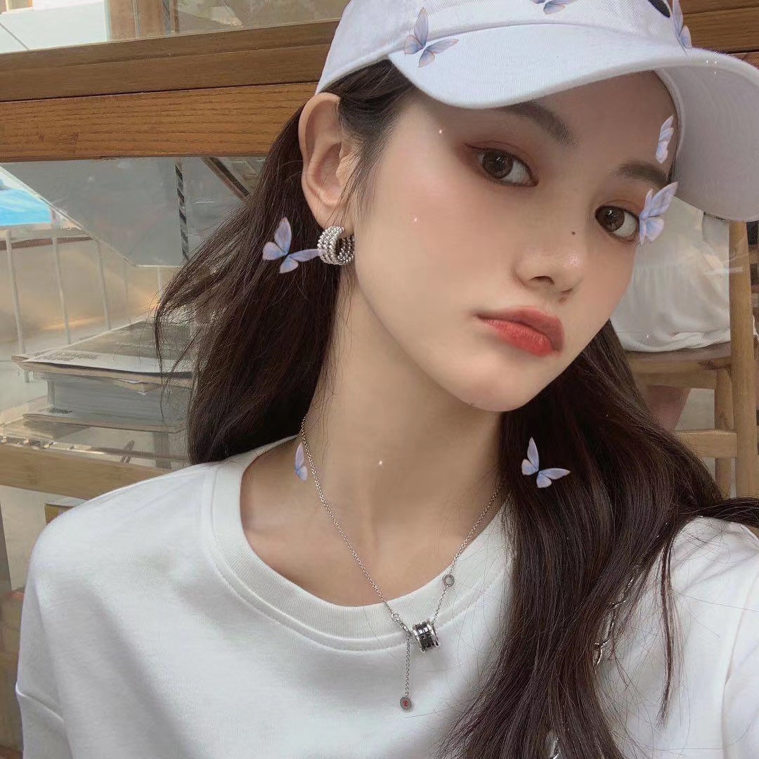 NO:817038,Of course you can’t miss the gift of Valentine’s Day. The charity model necklace with great texture, Bvlgari necklace, bvlgari, necklace19860909情人节之礼 当然不能漏了 质感超赞的慈善款小红人项链,宝格丽项链,bvlgari,necklace,Jewelry