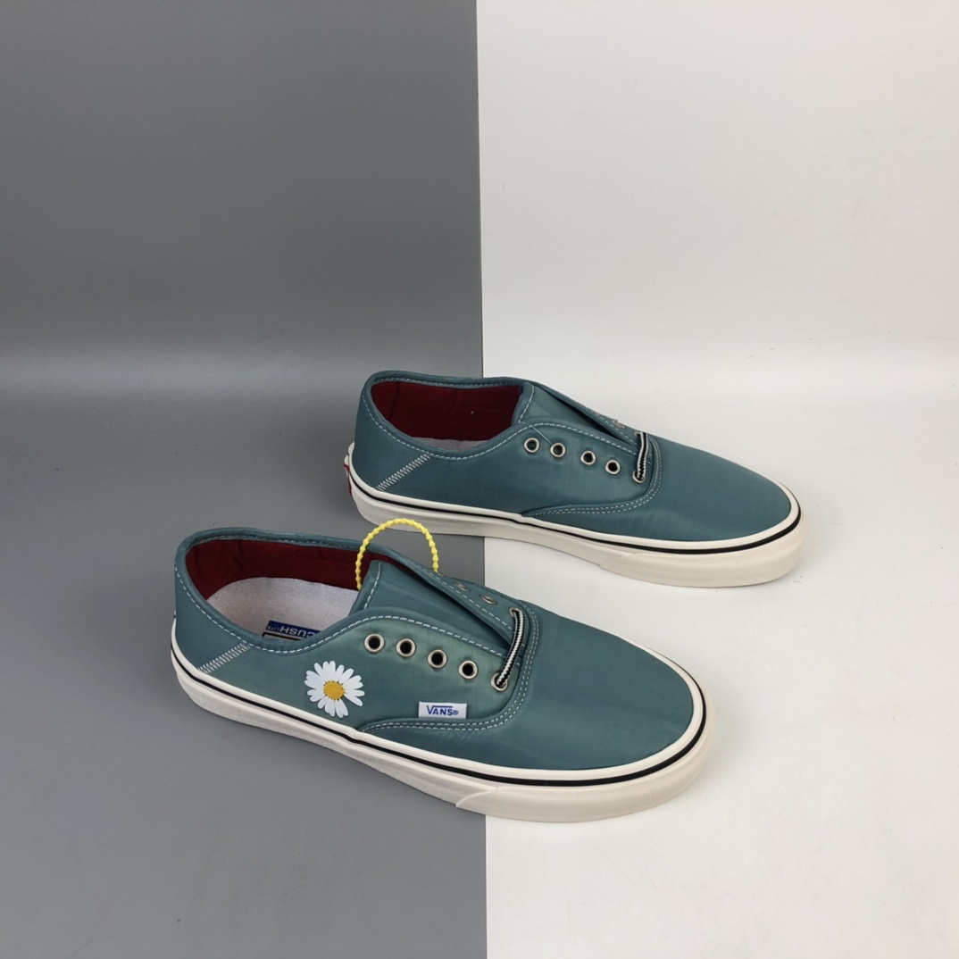 130 Vans Authentic推出新款 高端牛津帆布低帮板鞋 VN0A3MU6QBU