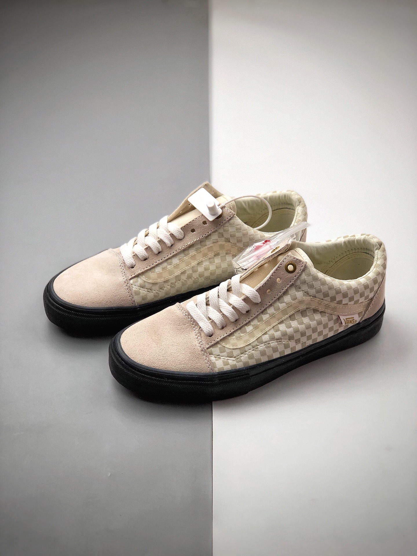 150  范斯 vans OLD SKOOL PRO  Lizzie Armanto 签名款