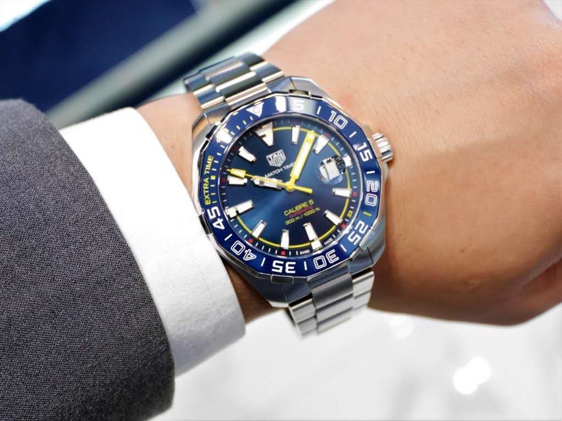 NO:727561,You can order the counter inspection code. Batch: Original box: 50. The new model with high appearance is now online. Super hard goods!  Super football player Shinji Kagawa’s special edition ~ Original Tagheuer, TAG Heuer Aquaracer series mechanical watch, counter 0+. ~ 43mm diameter, sapphire mirror, super luminous hands, original Swiss movement, support for disassembly and inspection, ultra-difficult stainless steel wire drawing process cannot be imitated, the details of the entire watch can be zoomed in for onlookers!  One watch and one code with hangtag, synchronized at the counter!  Brand new complete set of [color][color][color],,tag heue19860909可以订做专柜查验码 批: 原盒:50 新款高颜值上线啦.超级硬货！超级足球运动员香川真司特别版～Original Tagheuer,泰格豪雅竞潜系列机械表,专柜0+. ～43mm表径,蓝宝石镜面,超强夜光指针,原装瑞士机芯,支持拆机验货,超高难度精钢拉丝工艺无法仿制,整表细节可放大围观！一表一码配吊牌,专柜同步！全新全套出[色][色][色],,tag heue,Watch