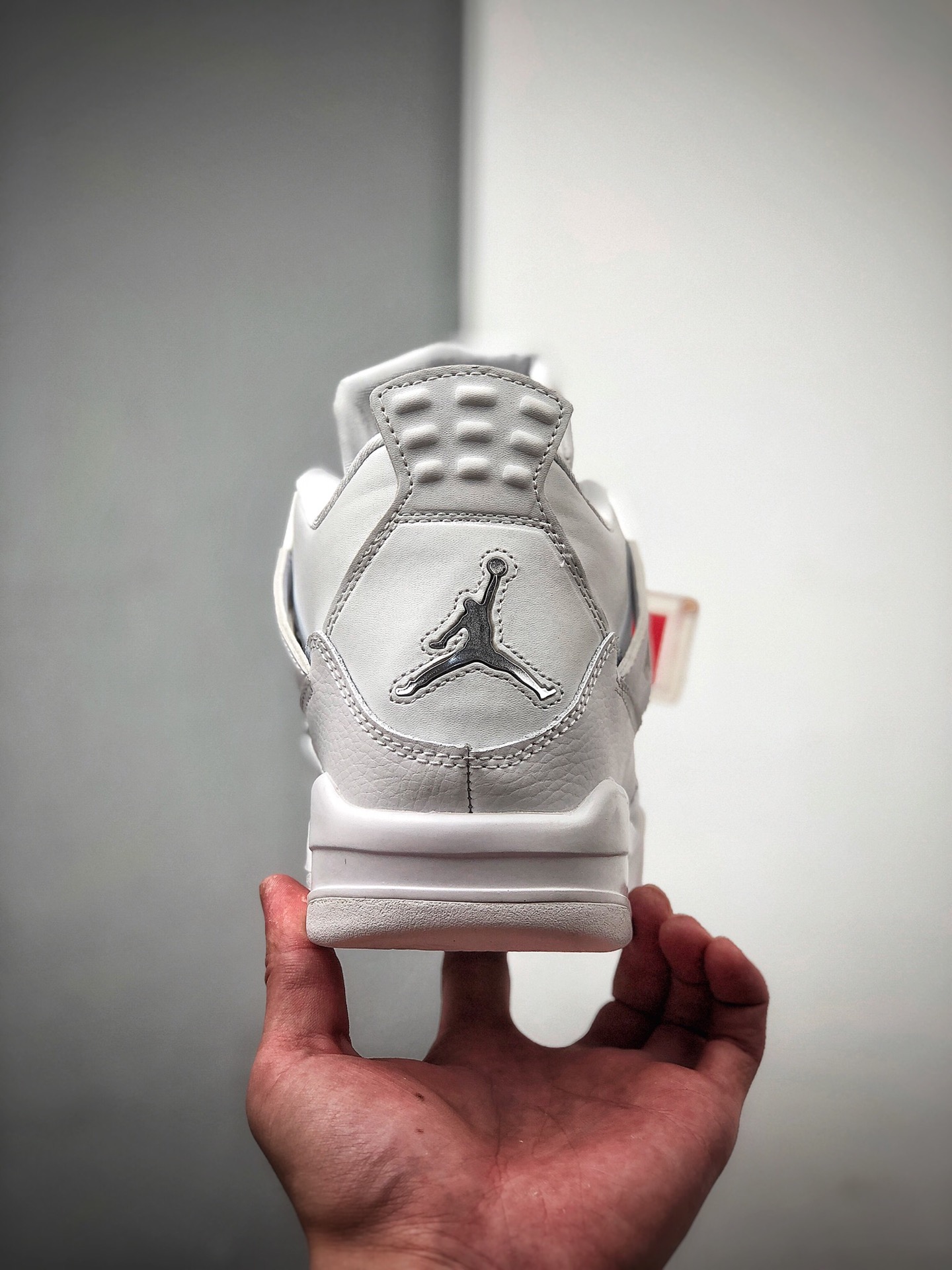 200  Air Jordan 4 Retro “Pure Money” 白猫AJ4/乔4代中帮复古休闲运动文化篮球鞋 308497-100