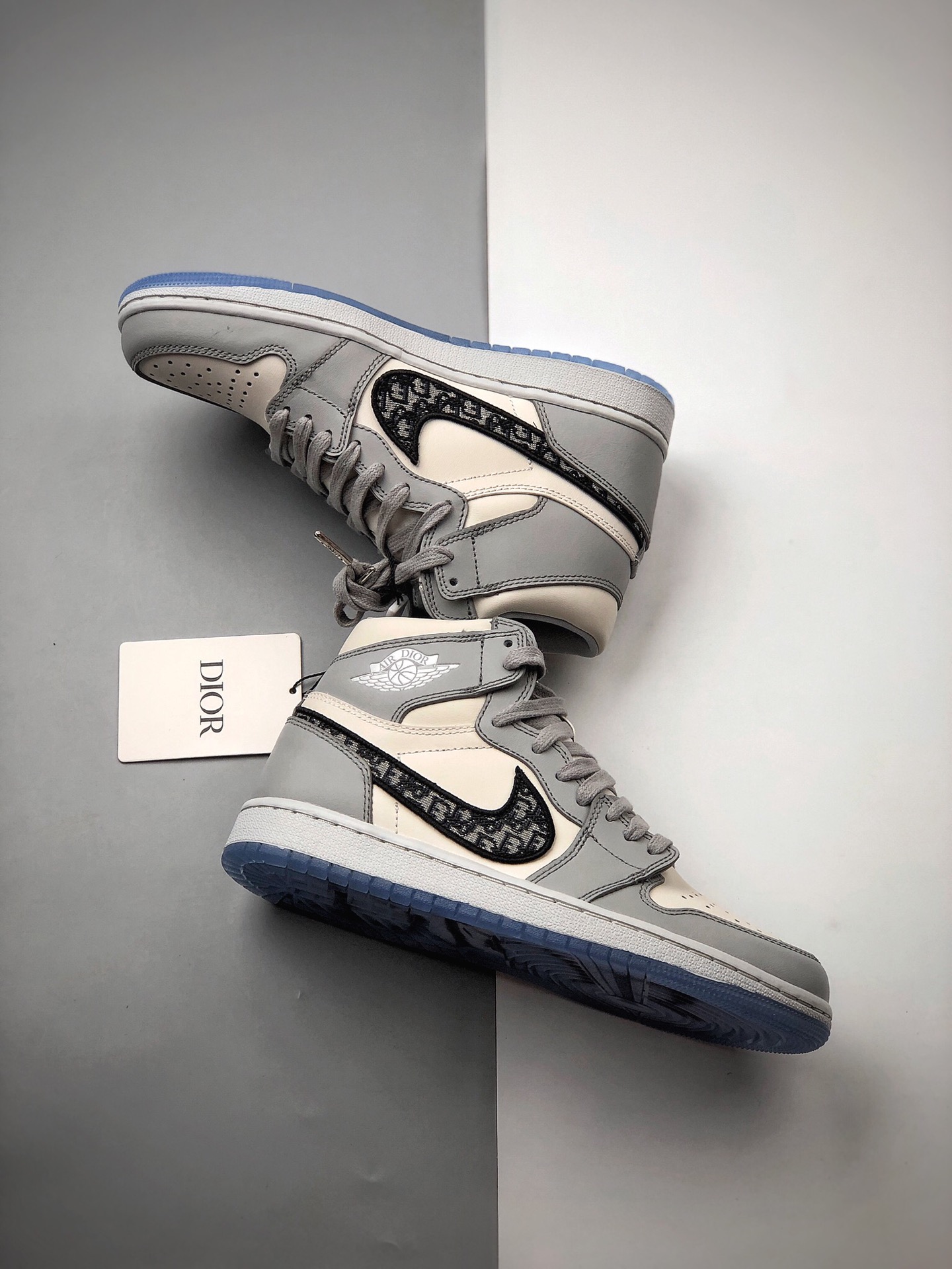 390 耐克 Dior x Air Jordan 1 HI OG “迪奥联名”AJ1高帮休闲篮球鞋