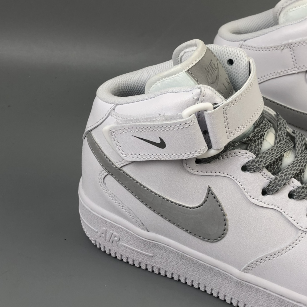 200 Nike Air Force 1 AF1 MID 空军一号UN2.0全白满天星中邦板鞋 366731-606