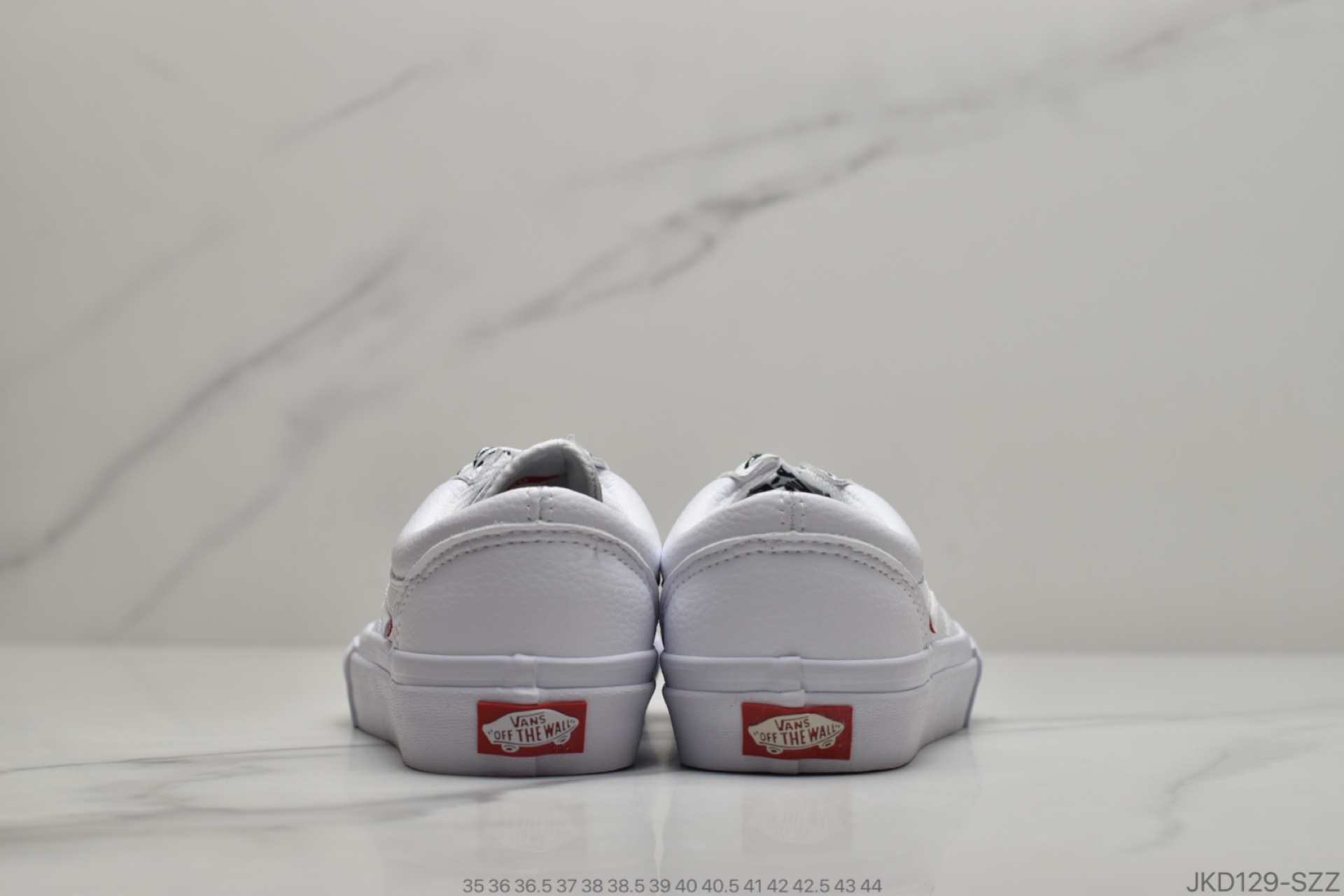 160 包头全皮小白鞋Vans范斯 职业滑板联名系列Style 36 Pro皮质滑板鞋低帮男女鞋全新半月包头杀人鲸联名皮面小白鞋官方货号：VN0A4U3F03S