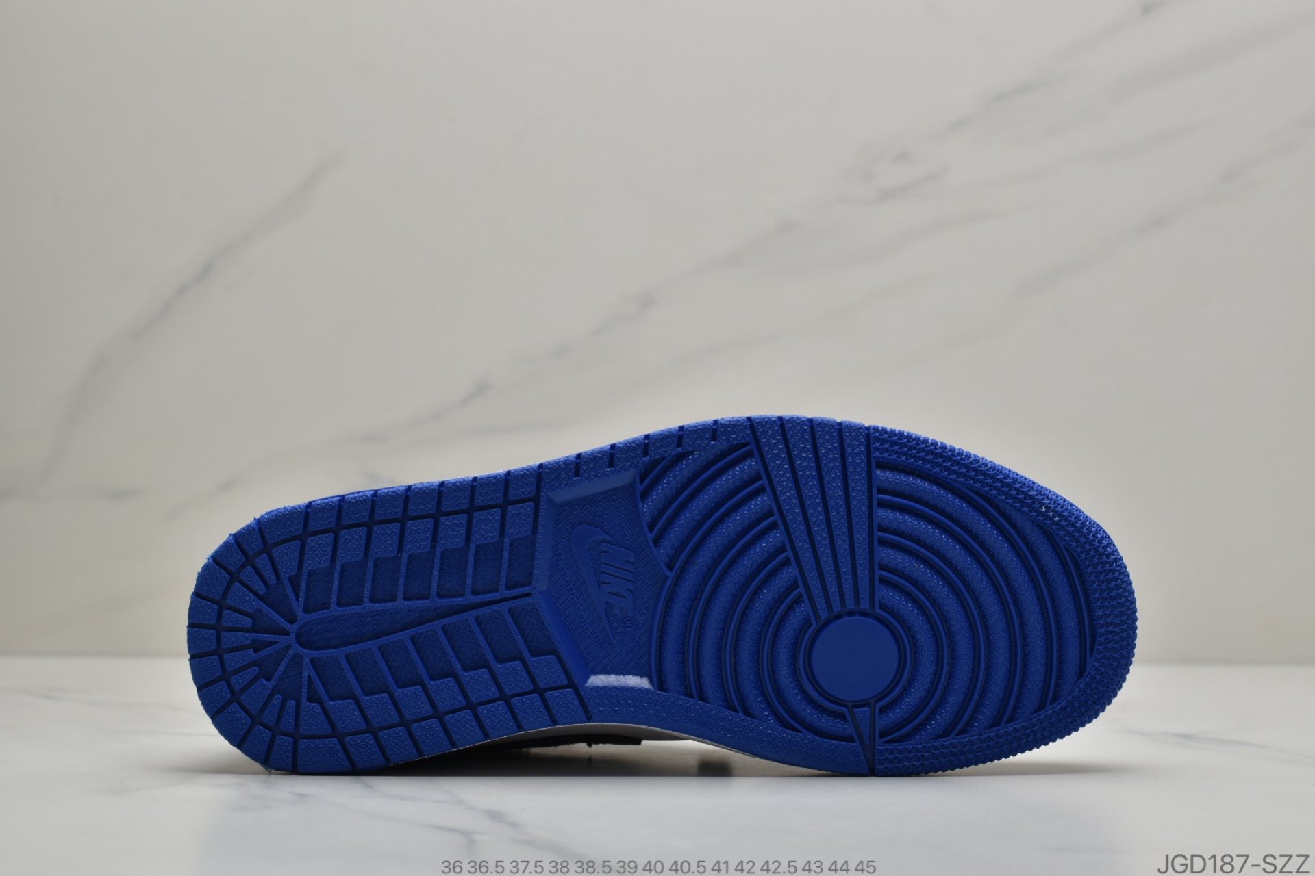 180 公司级 耐克Nike Air Jordan 1 Low乔1中帮852542-102