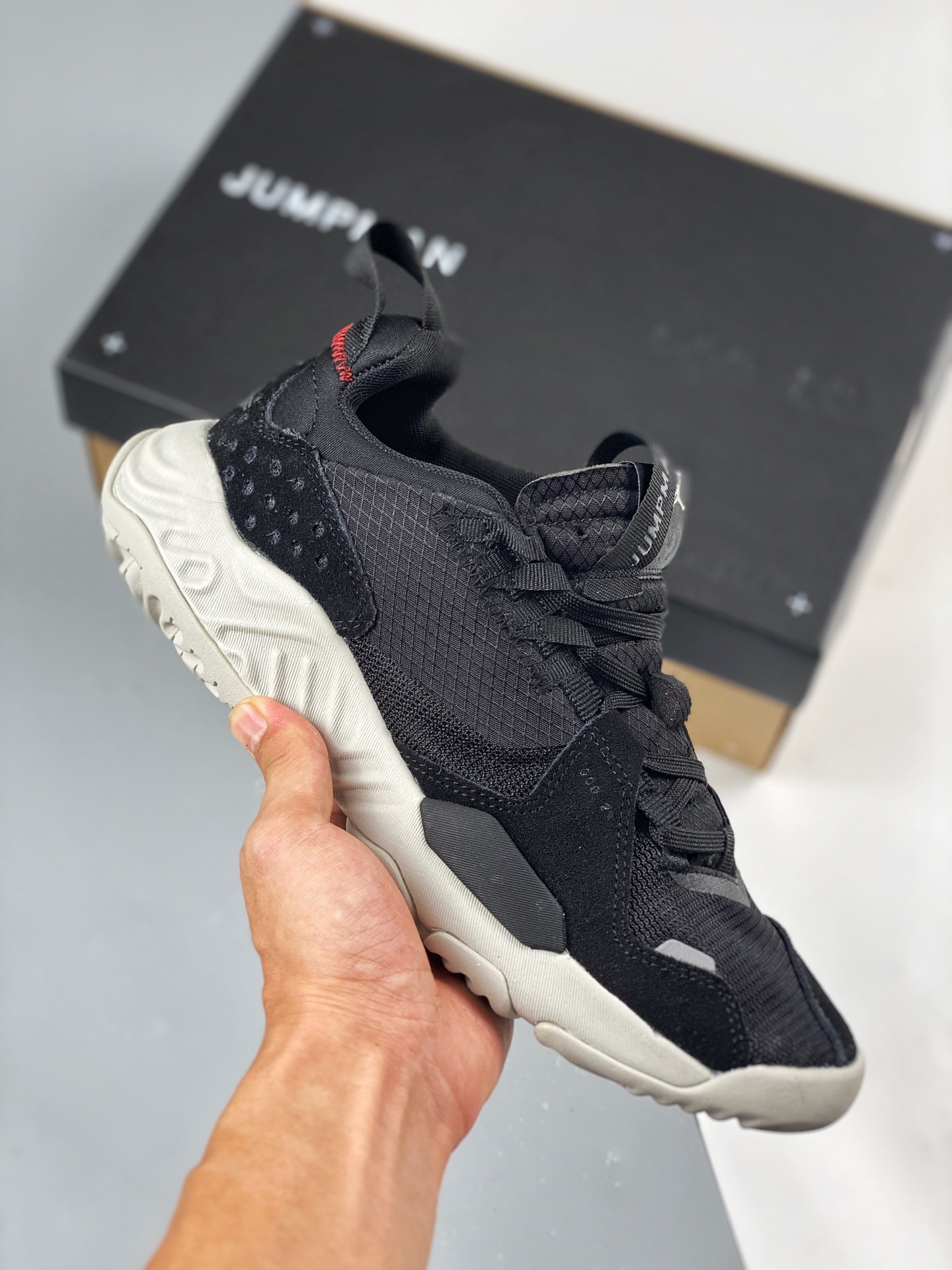 Air Jordan Delta React negro blanco, nuevo modelo, serie de espuma React deconstruida, zapatillas deportivas funcionale…