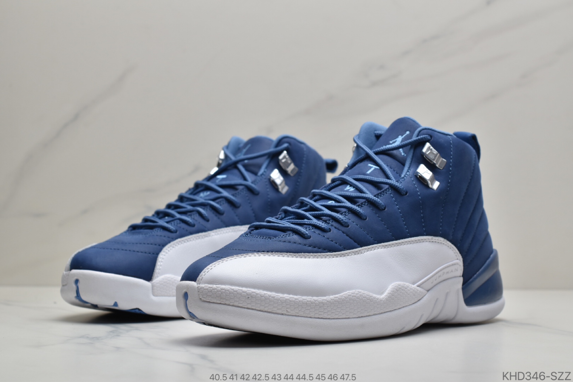 520 公司级AIR JORDAN 12 RETRO 黑曜石130690-404