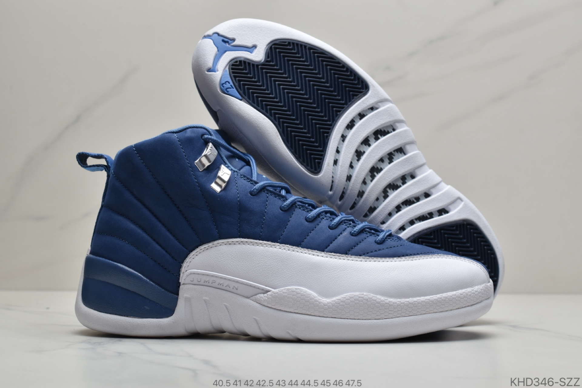 520 公司级AIR JORDAN 12 RETRO 黑曜石130690-404