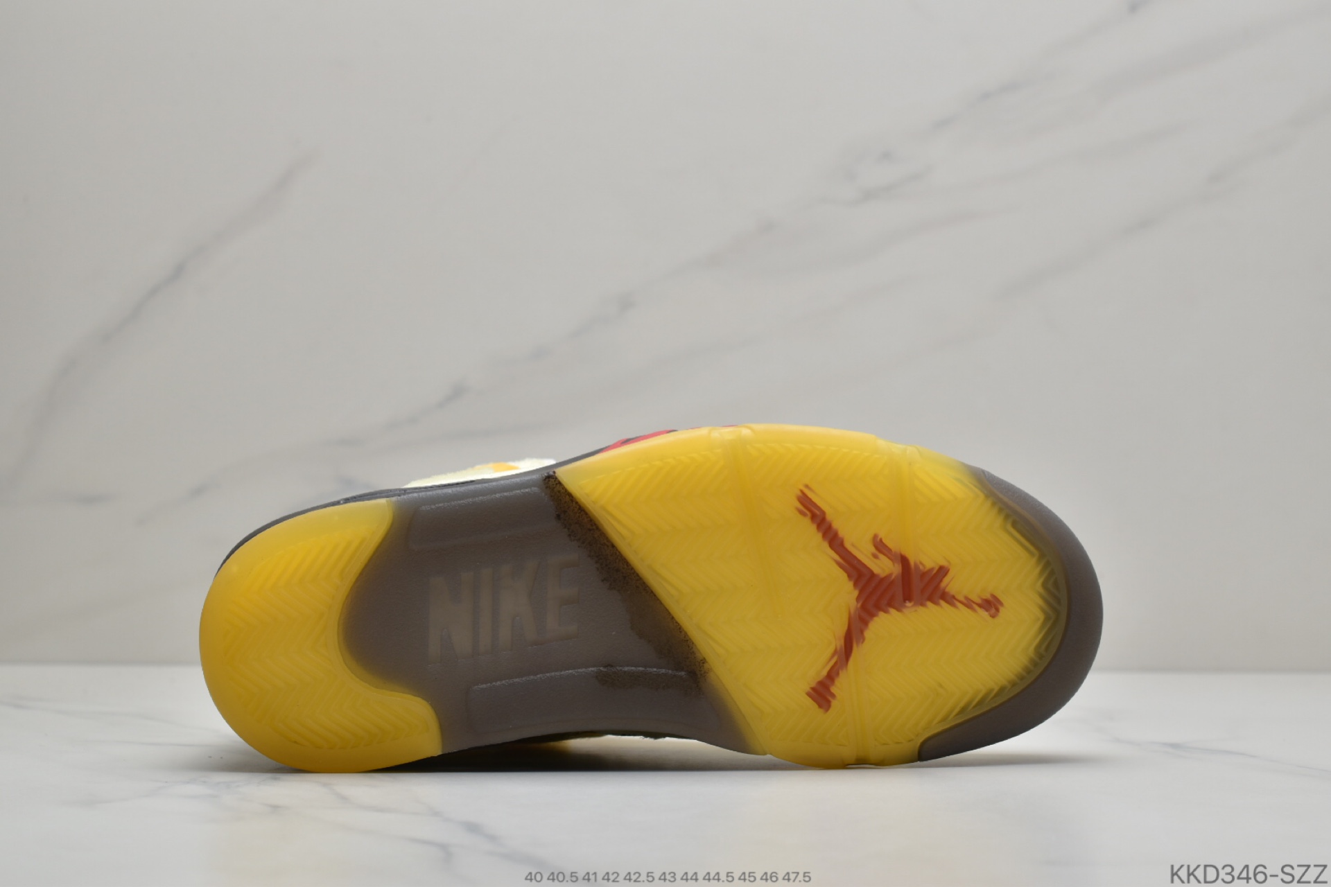 480 公司级OFF-WHITE x Air Jordan 5 “Sail”AJ5这款 Sail 帆白配色采用了米白色调贯穿DH8565-100
