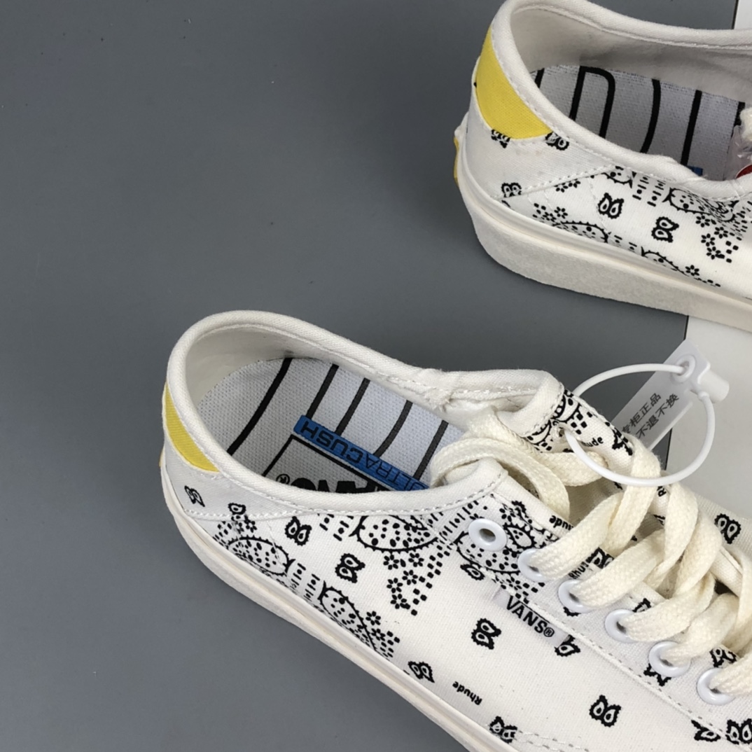 150 Vans x Rhude 联名合作推出Paisüxitley 图案“腰果花”系列低帮板鞋 VN0A3TKCUSE