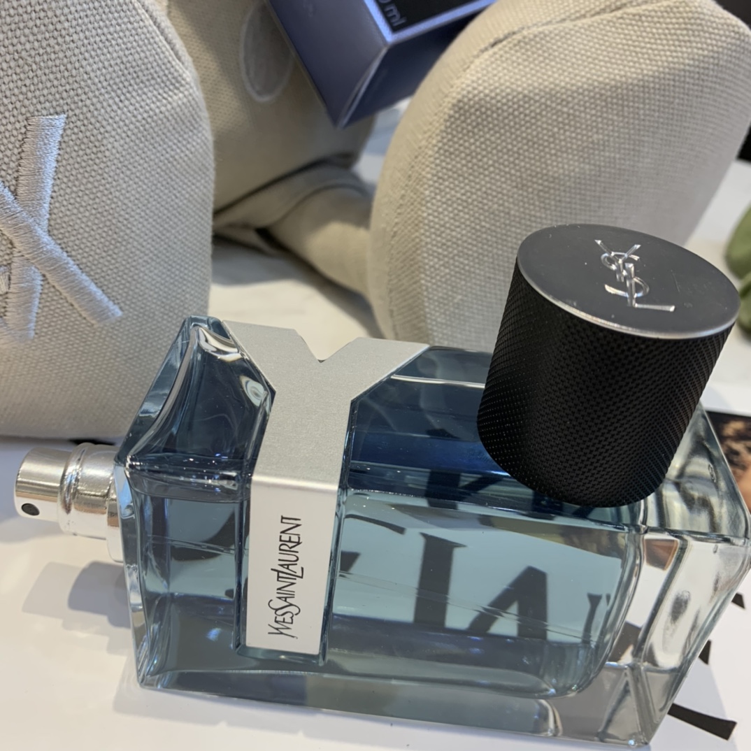 Saint Laurent luxury item 7