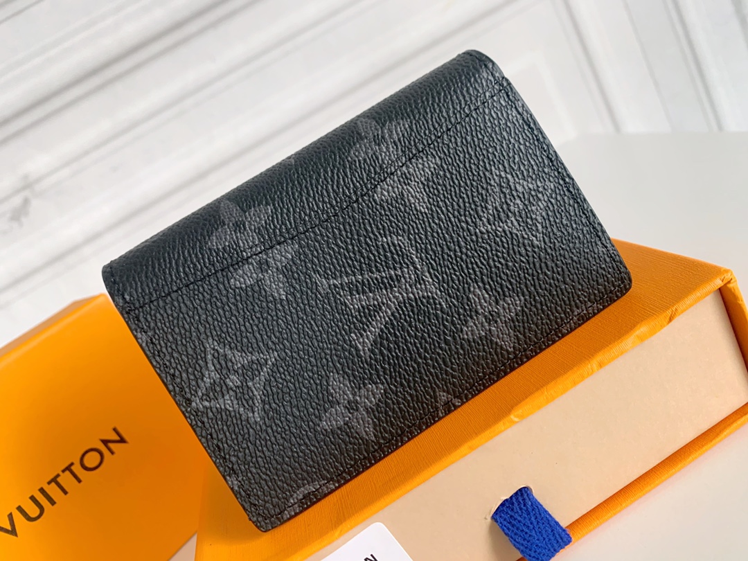 Louis Vuitton 小カードケース - 機能的な7つの収納スペース