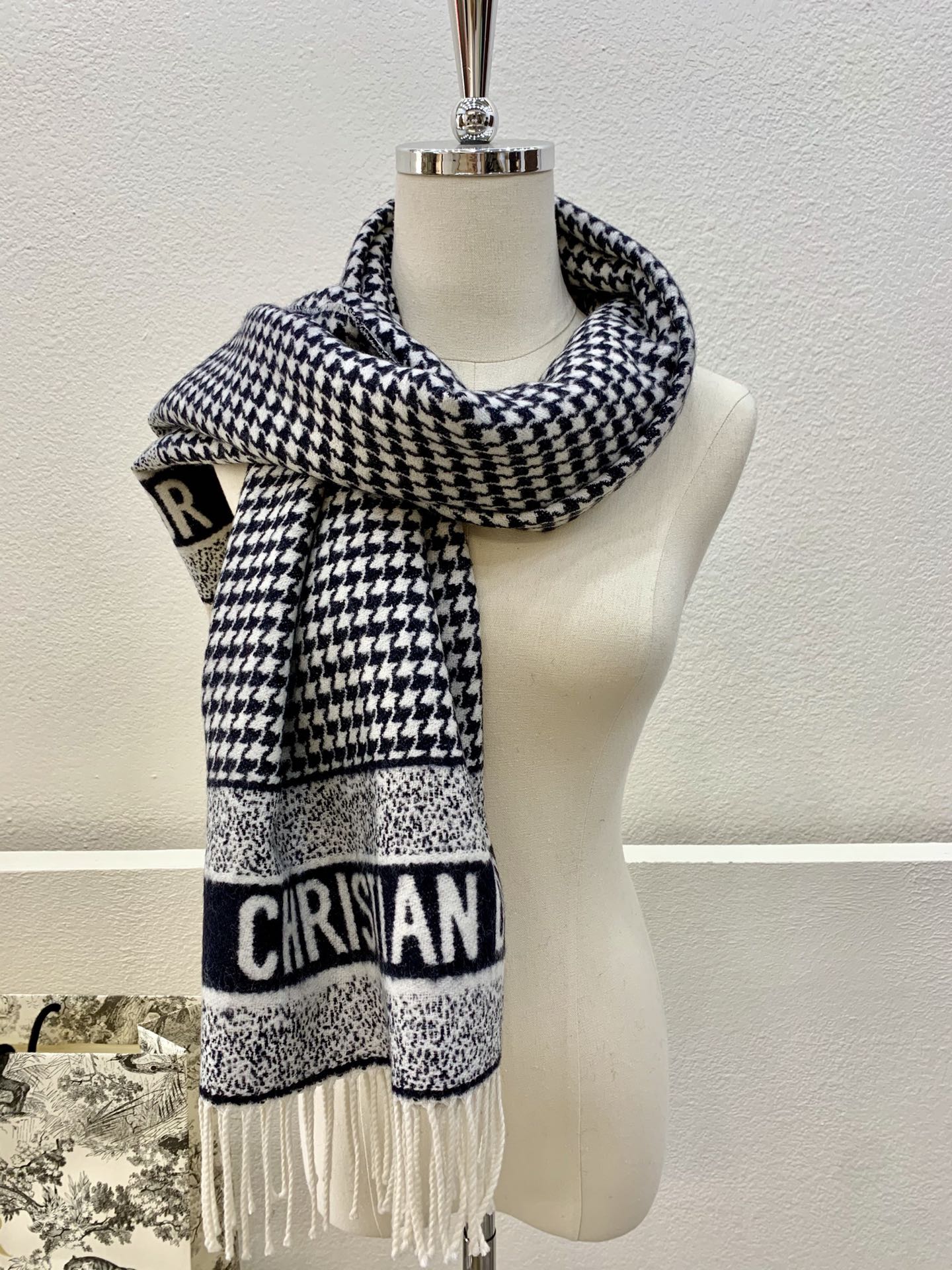 Dior迪奥2020秋冬新款千鸟格纹披肩02MON370I001_C080