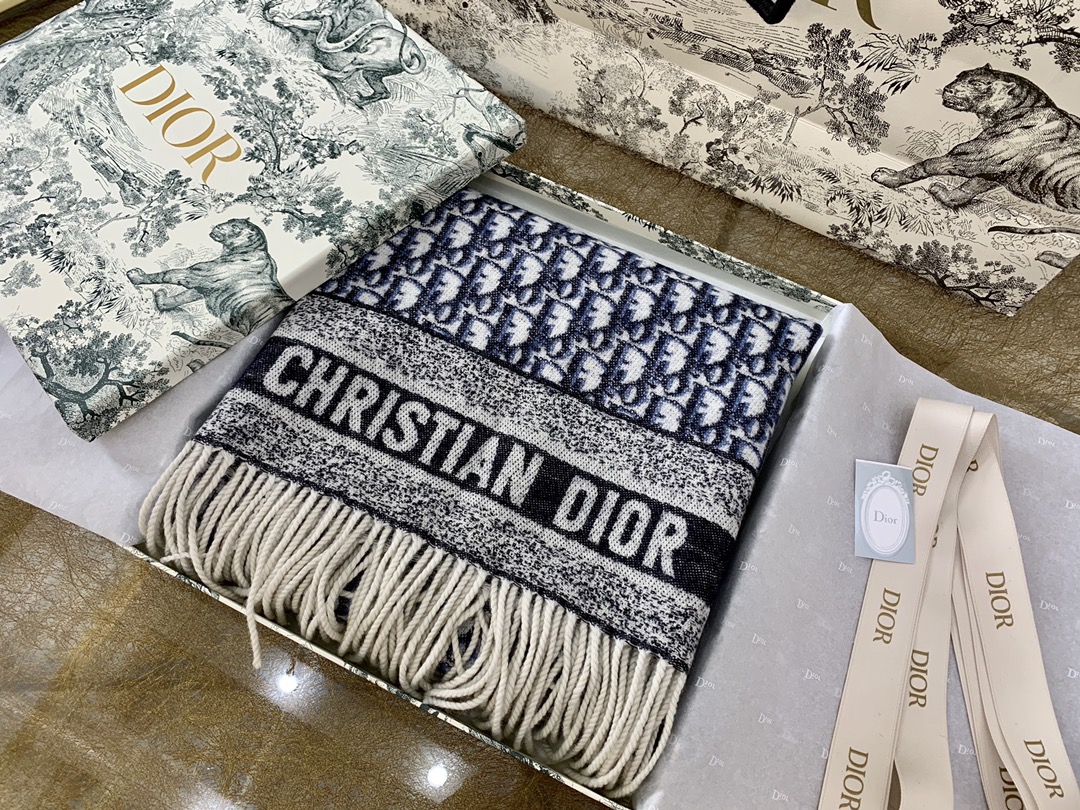 Dior迪奥套头斗篷披肩⋅围巾01CDO370I001_C540