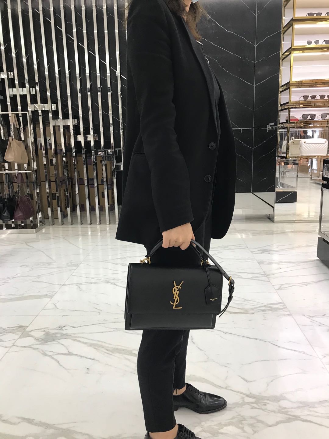 YSL 𝙉𝙚𝙬 𝙢𝙚𝙙𝙞𝙪𝙢 𝙨𝙪𝙣𝙨𝙚𝙩 25CM 牙签纹日落包 634723黑色/金扣
