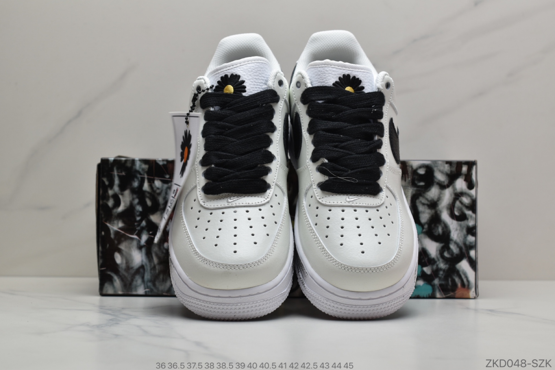 270 G-Dragon权志龙个人品牌PEACEMINUSONE x Nike Air Force 1”Para-noise” 雏菊 DD3223-100