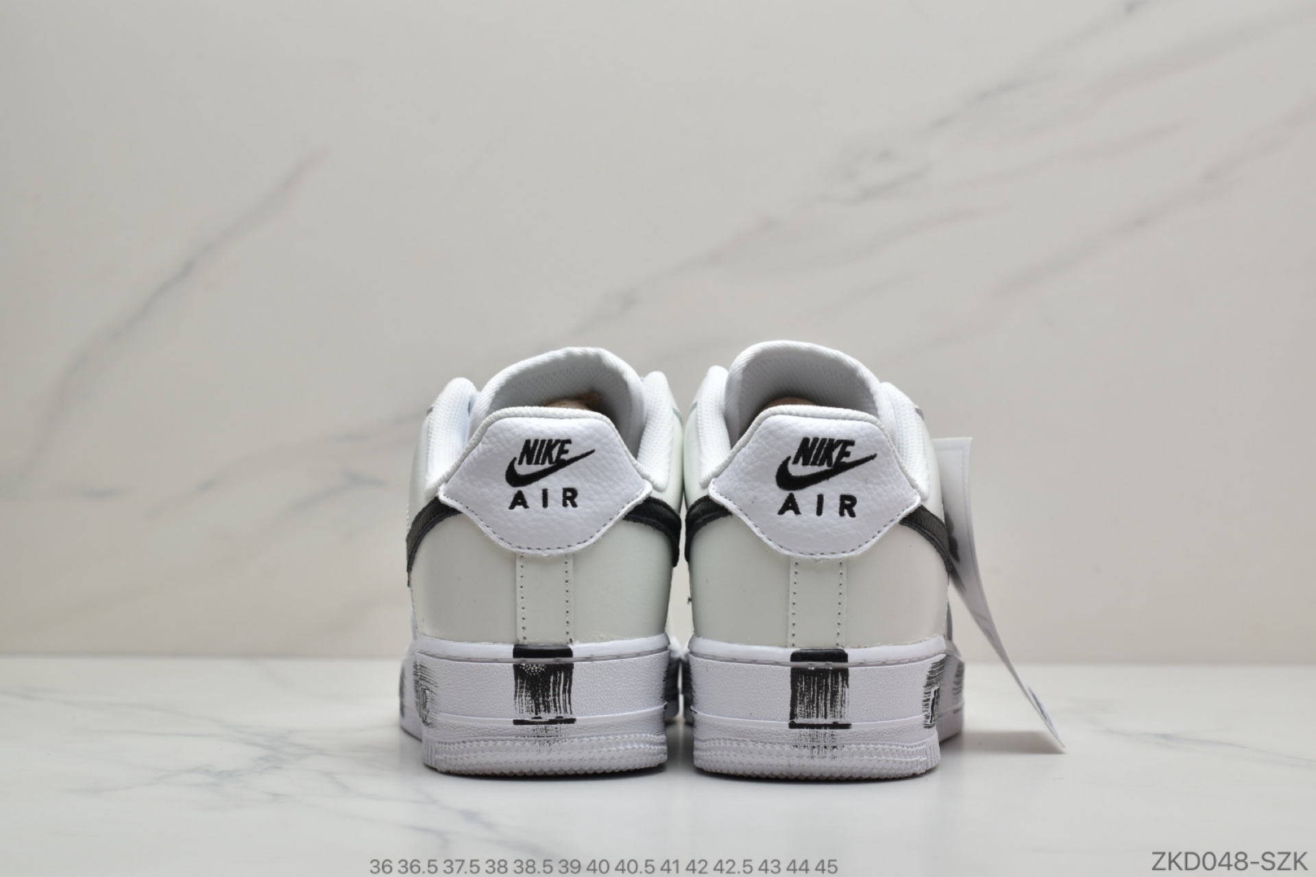 270 G-Dragon权志龙个人品牌PEACEMINUSONE x Nike Air Force 1”Para-noise” 雏菊 DD3223-100