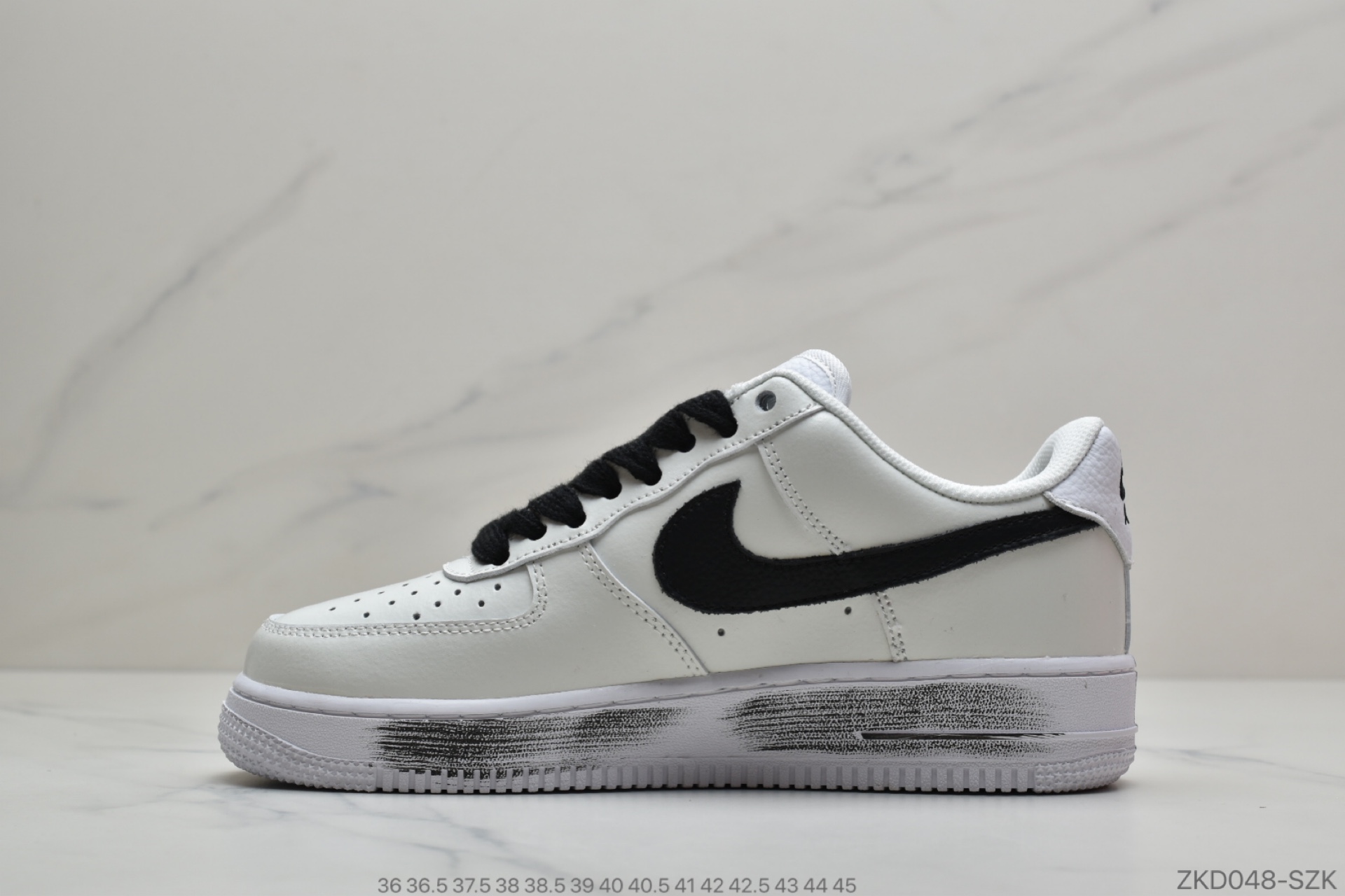 270 G-Dragon权志龙个人品牌PEACEMINUSONE x Nike Air Force 1”Para-noise” 雏菊 DD3223-100
