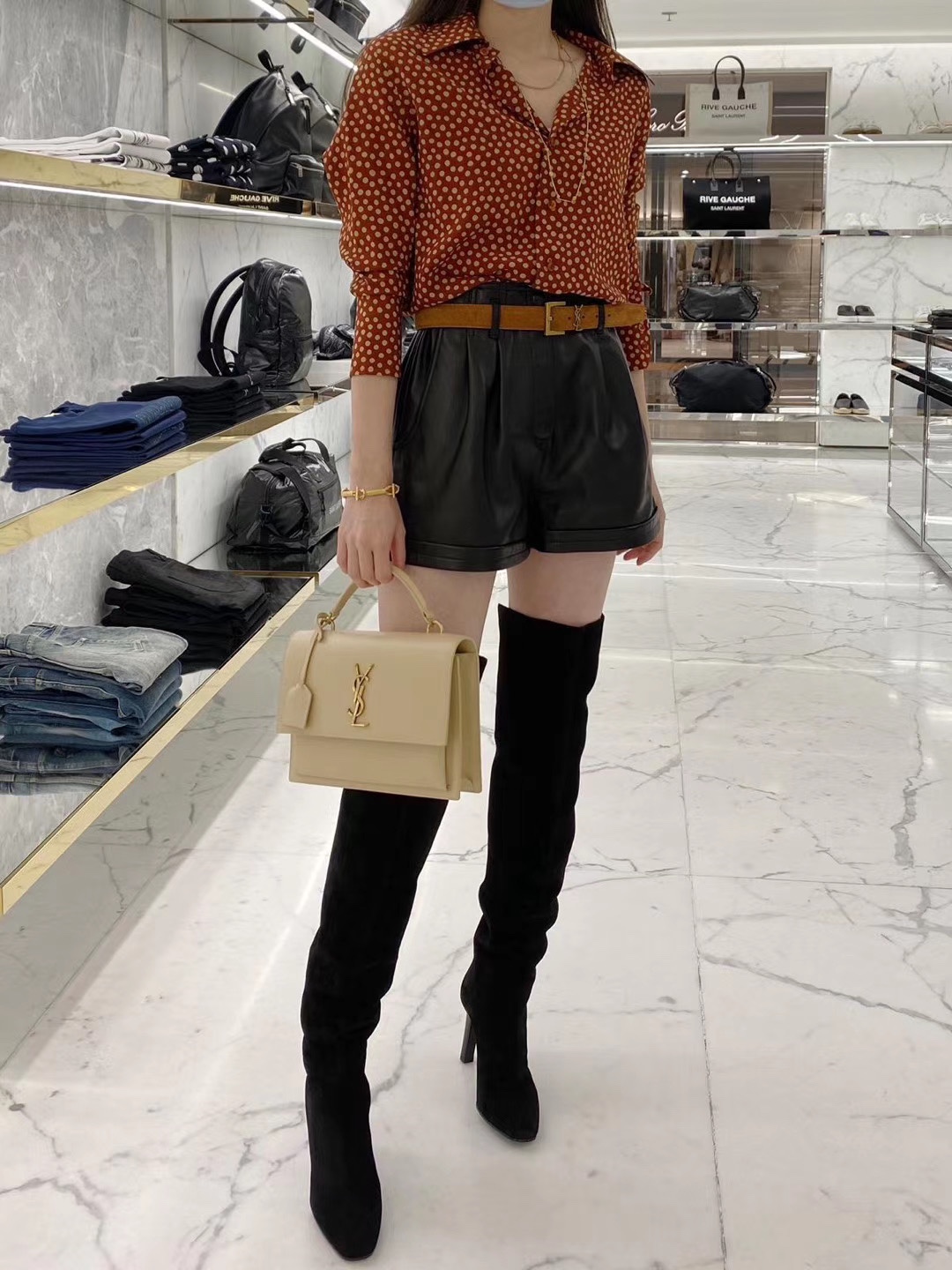 YSL ๐๐๐ฌ ๐ข๐๐๐๐ช๐ข ๐จ๐ช๐ฃ๐จ๐๐ฉ 25CM ็็ญพ็บนๆฅ่ฝๅ
634723ๅฅถๆ่ฒ/้ๆฃ