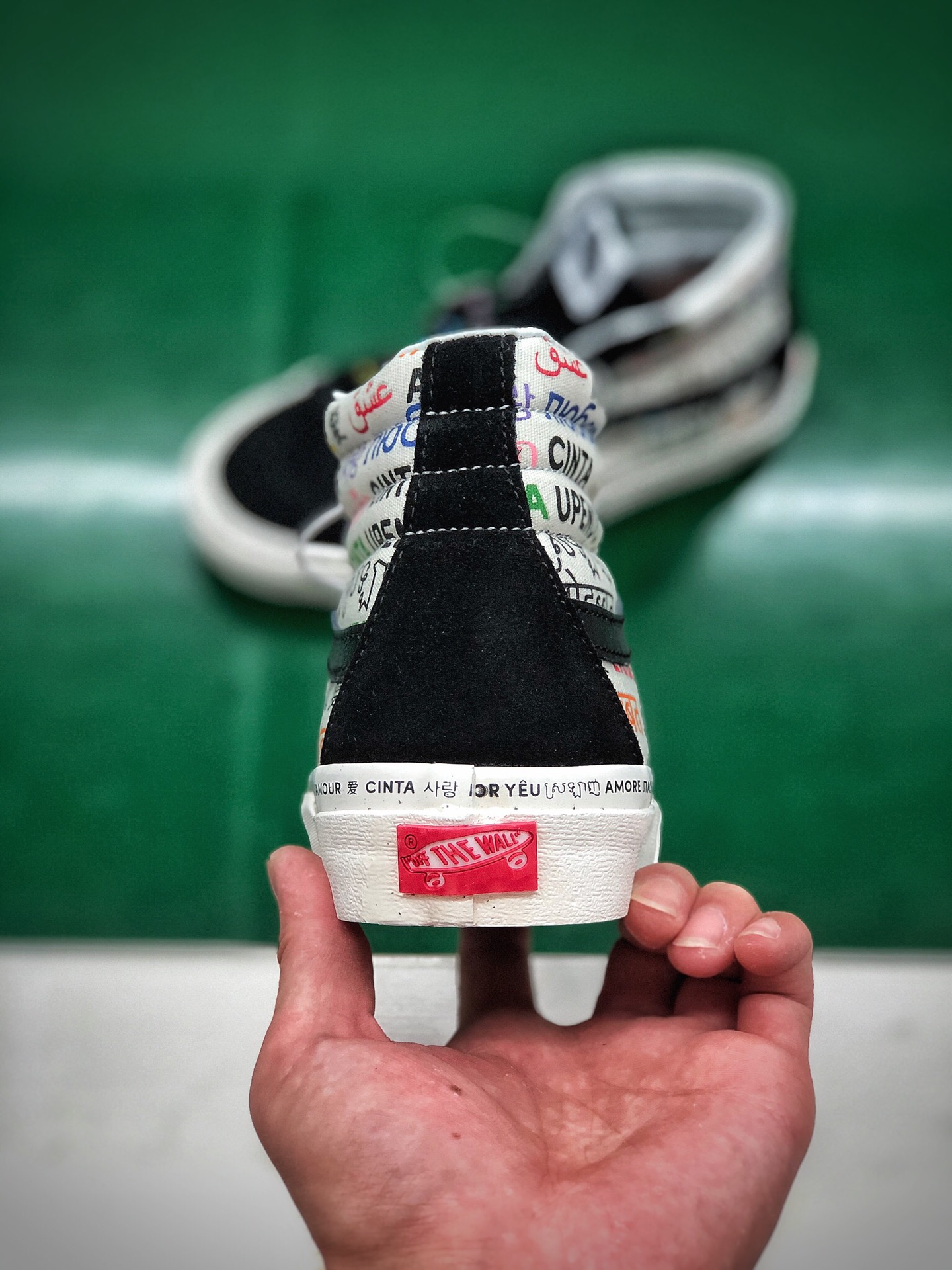170  新款出货：Vans  Vault Sk8-Hi Love 骄傲月 限定高帮板鞋 VN0A4CS5W43