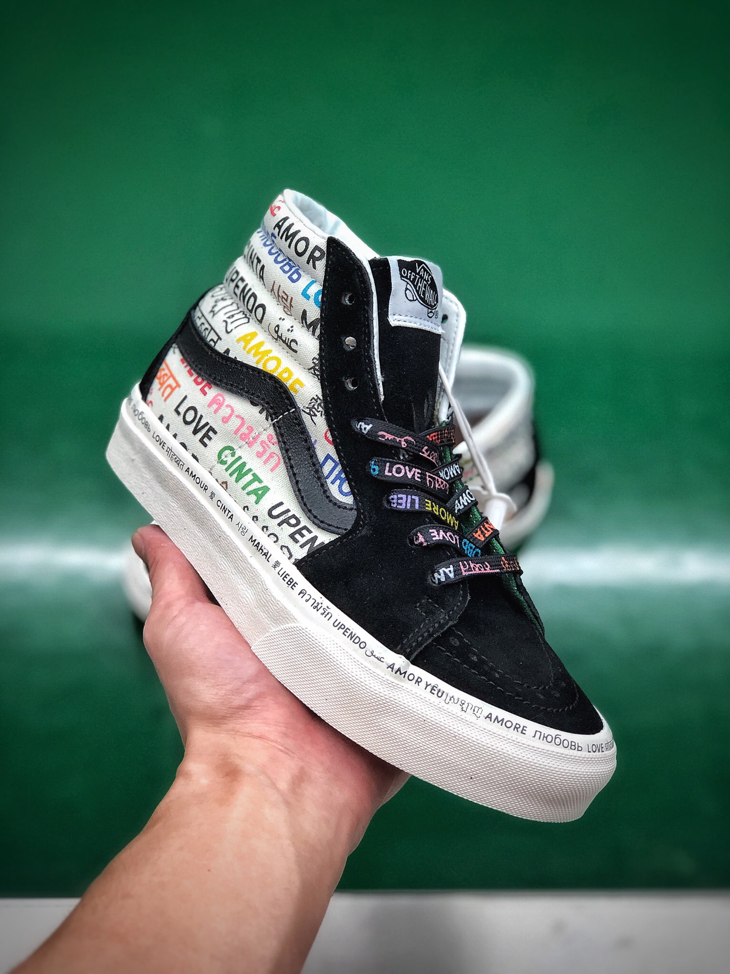170  新款出货：Vans  Vault Sk8-Hi Love 骄傲月 限定高帮板鞋 VN0A4CS5W43