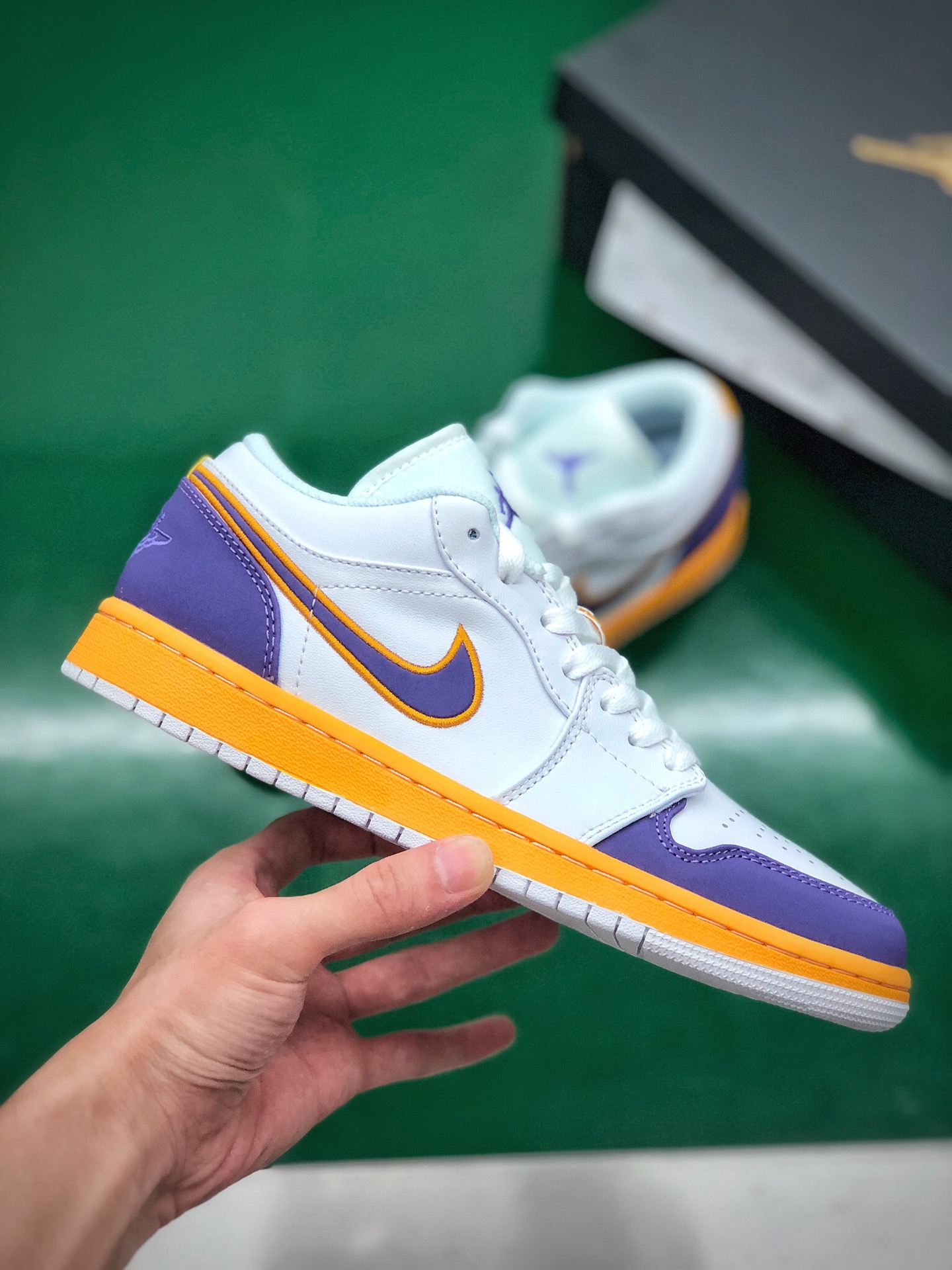 200  Nike Air Jordan 1 Low乔1低帮 湖人AV7869-210
